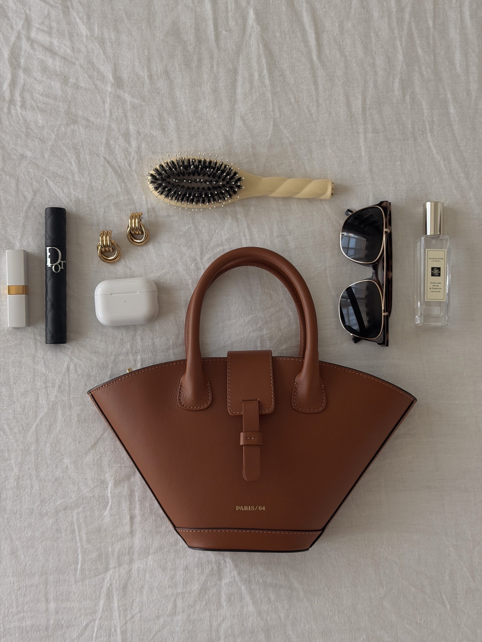 One of my favorite handbags 🤎 @PARIS/64

#LTKTravel #LTKdayinmylife #LTKootd