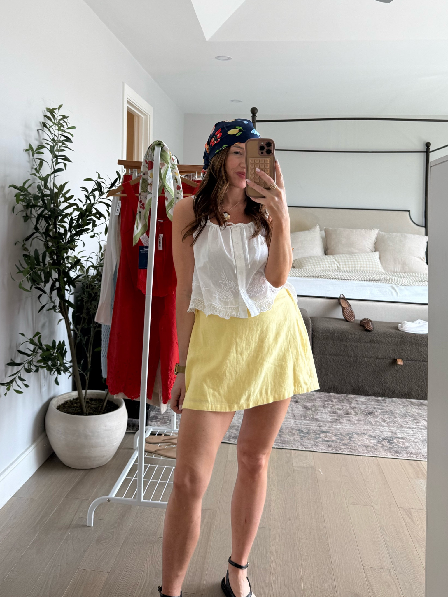 The best linen skort selling out so fast. Old navy style


#LTKSaleAlert #LTKPetite #LTKSeasonal