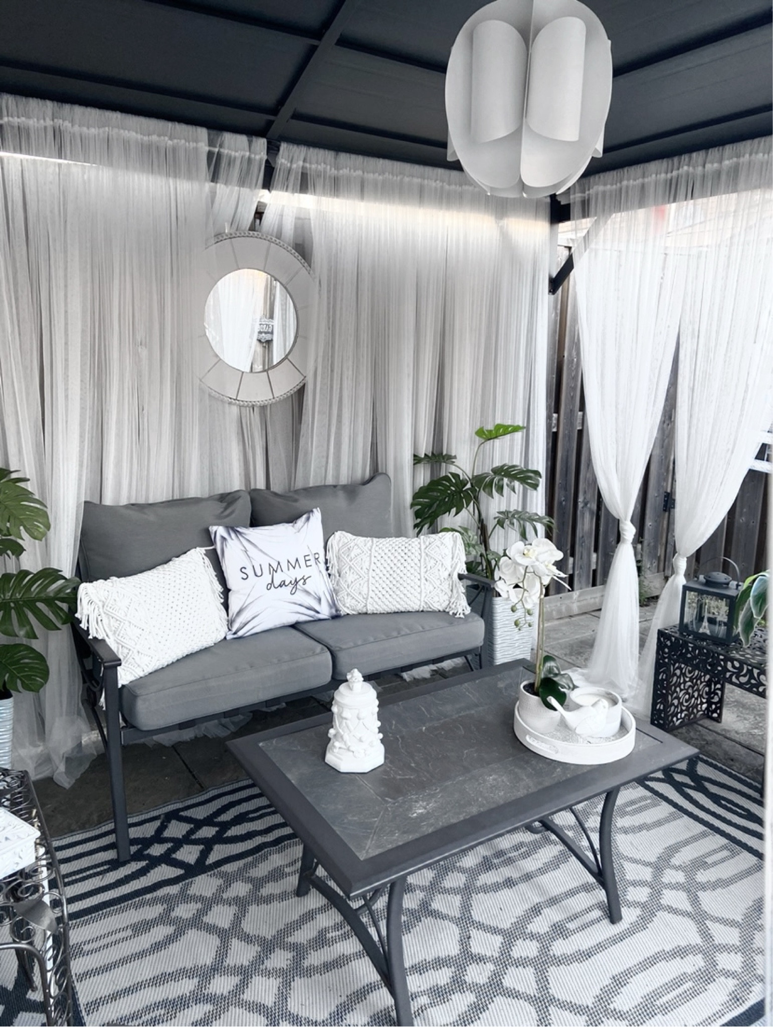 Outdoor patio 
#CrochetDecorativePillows #Patio #OutdoorDecor 

#LTKFind #LTKhome #LTKSeasonal