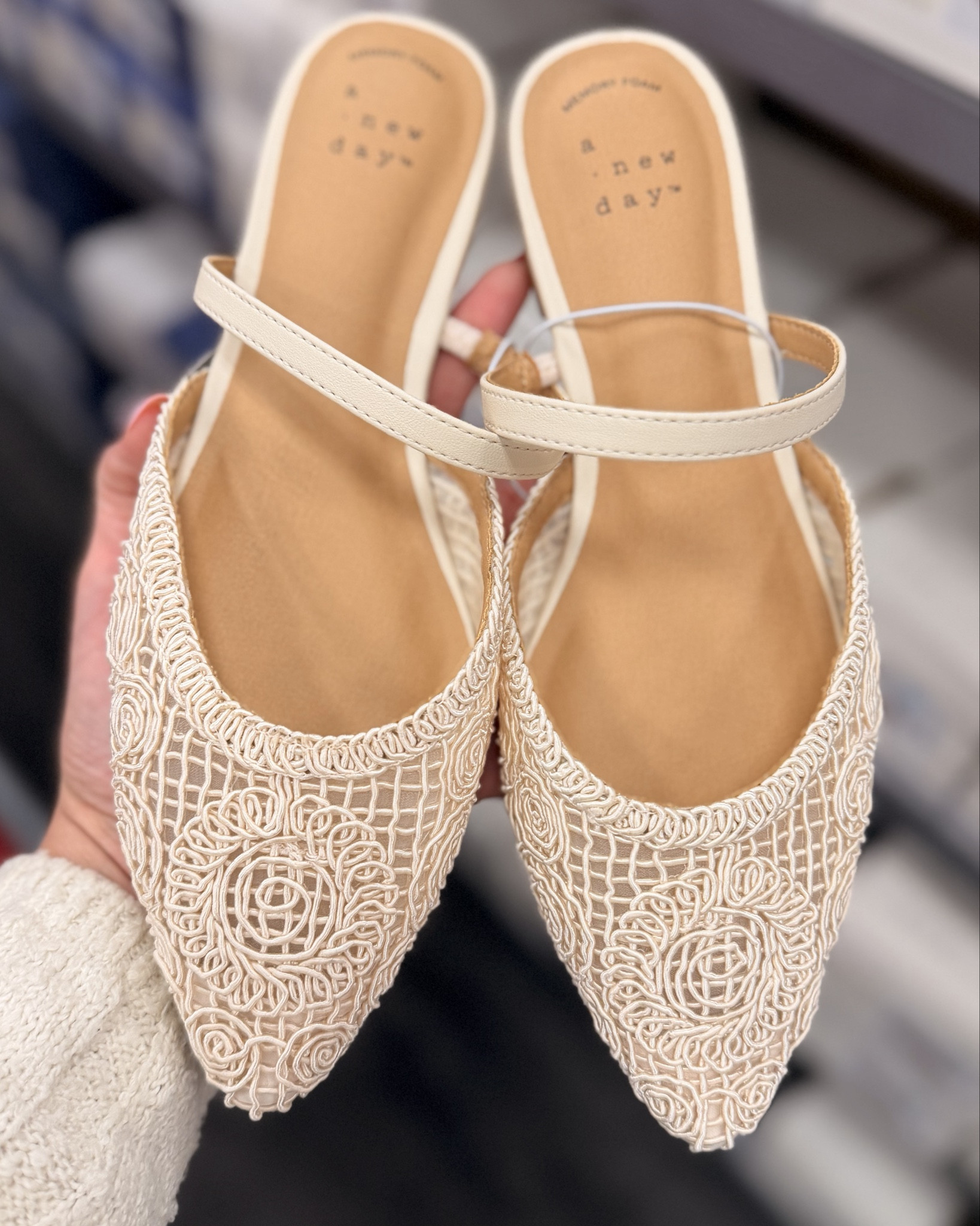 My Favorite Flats 🤎

#LTKspringtrends #LTKspring #LTKootd