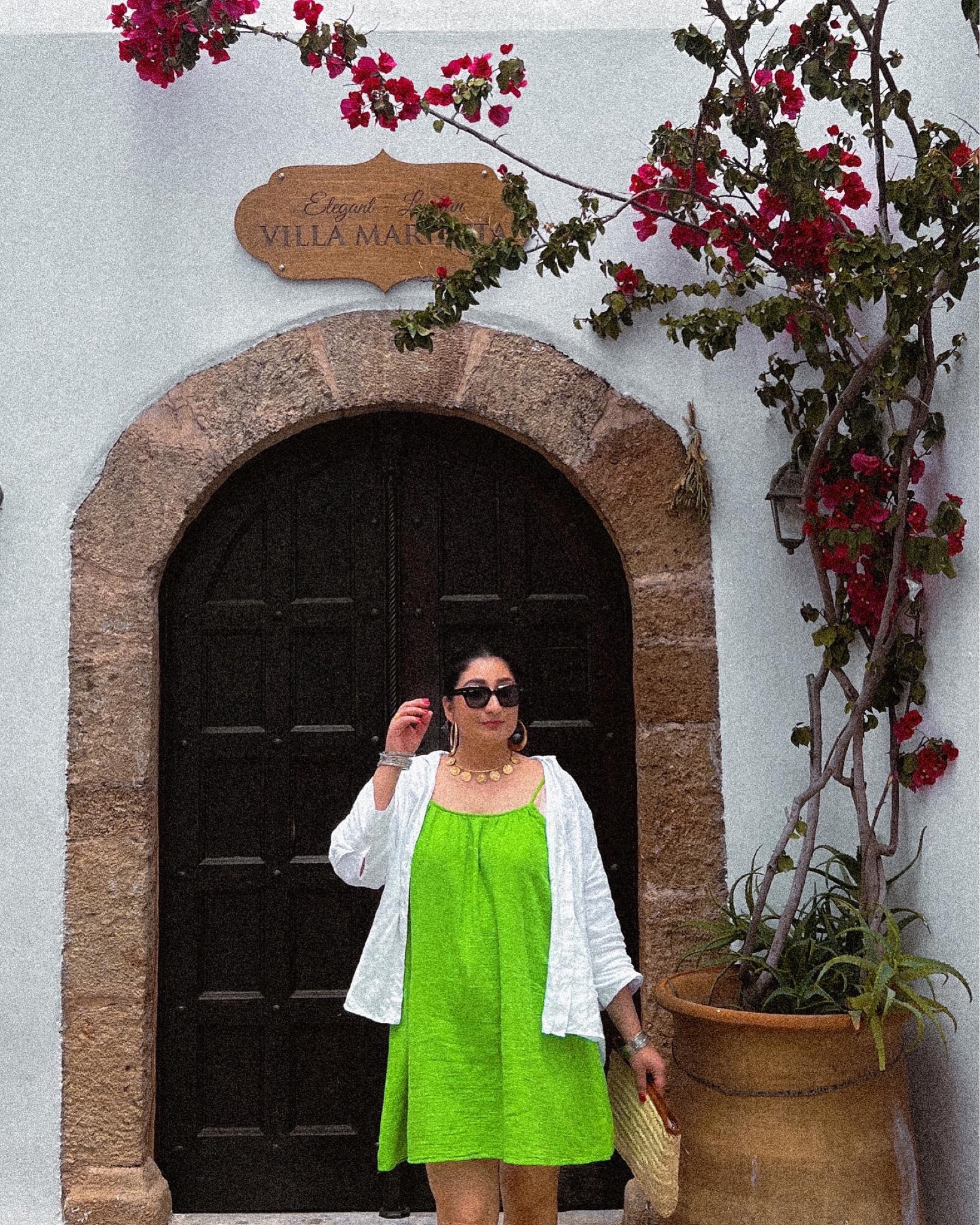 The perfect summer green dress ❤️ 15percent off H&M in the app! Grab it now! I’m wearing a size medium 

#LTKFind #LTKtravel #LTKsalealert