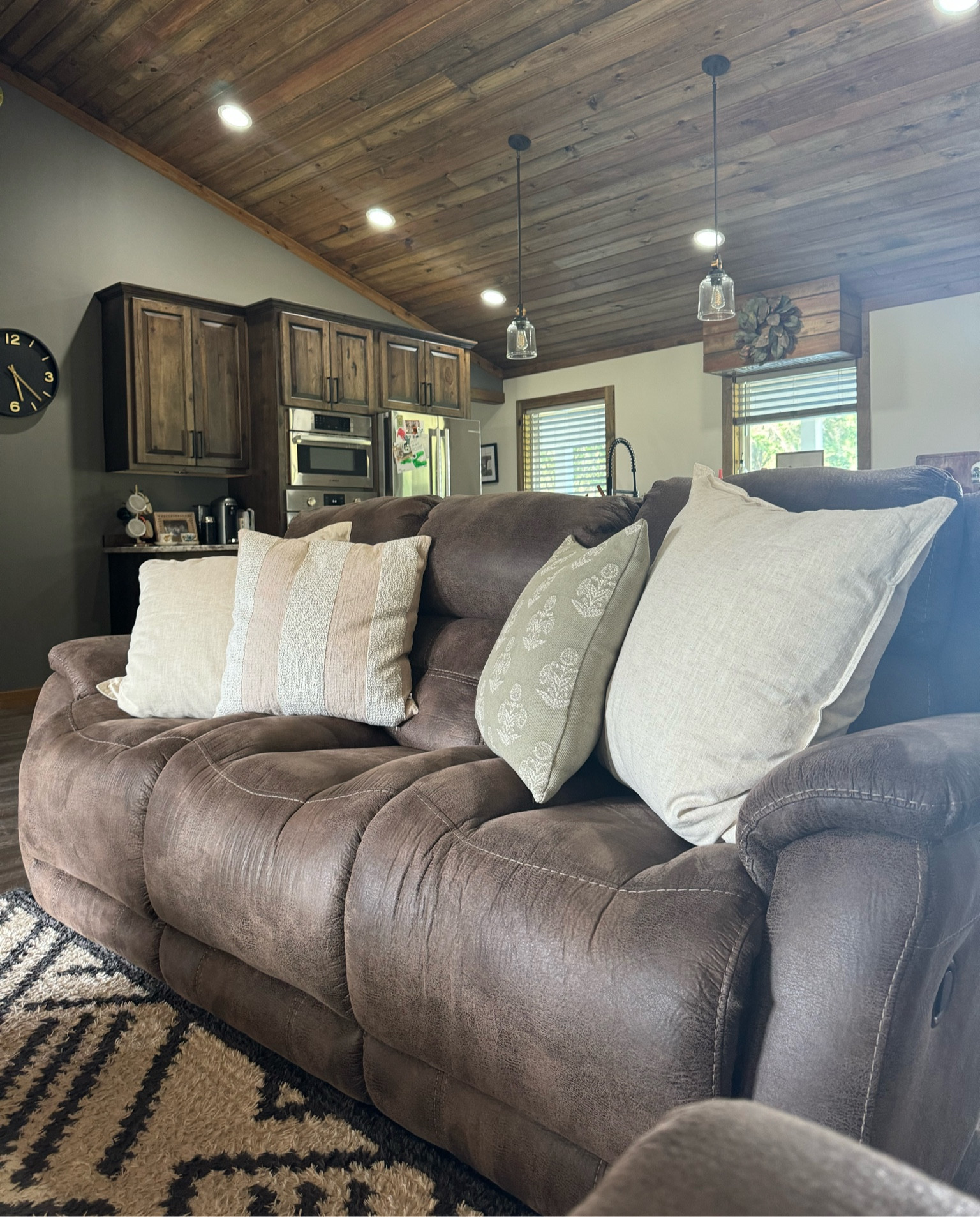 Throw pillows 

#LTKHome