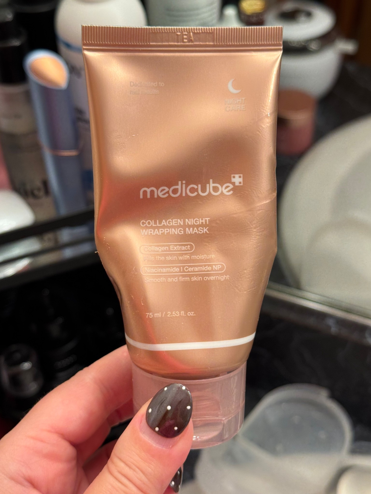 medicube Collagen Overnight Wrapping Peel Off Facial Mask Pack - Elasticity & Hydration Care, Reduces Sagging & Dullness - Hydrolyzed Collagen For Glowing Skin - Korean Skin Care, 2.53 fl.oz

#LTKBeauty #LTKFindsUnder50 #LTKOver40