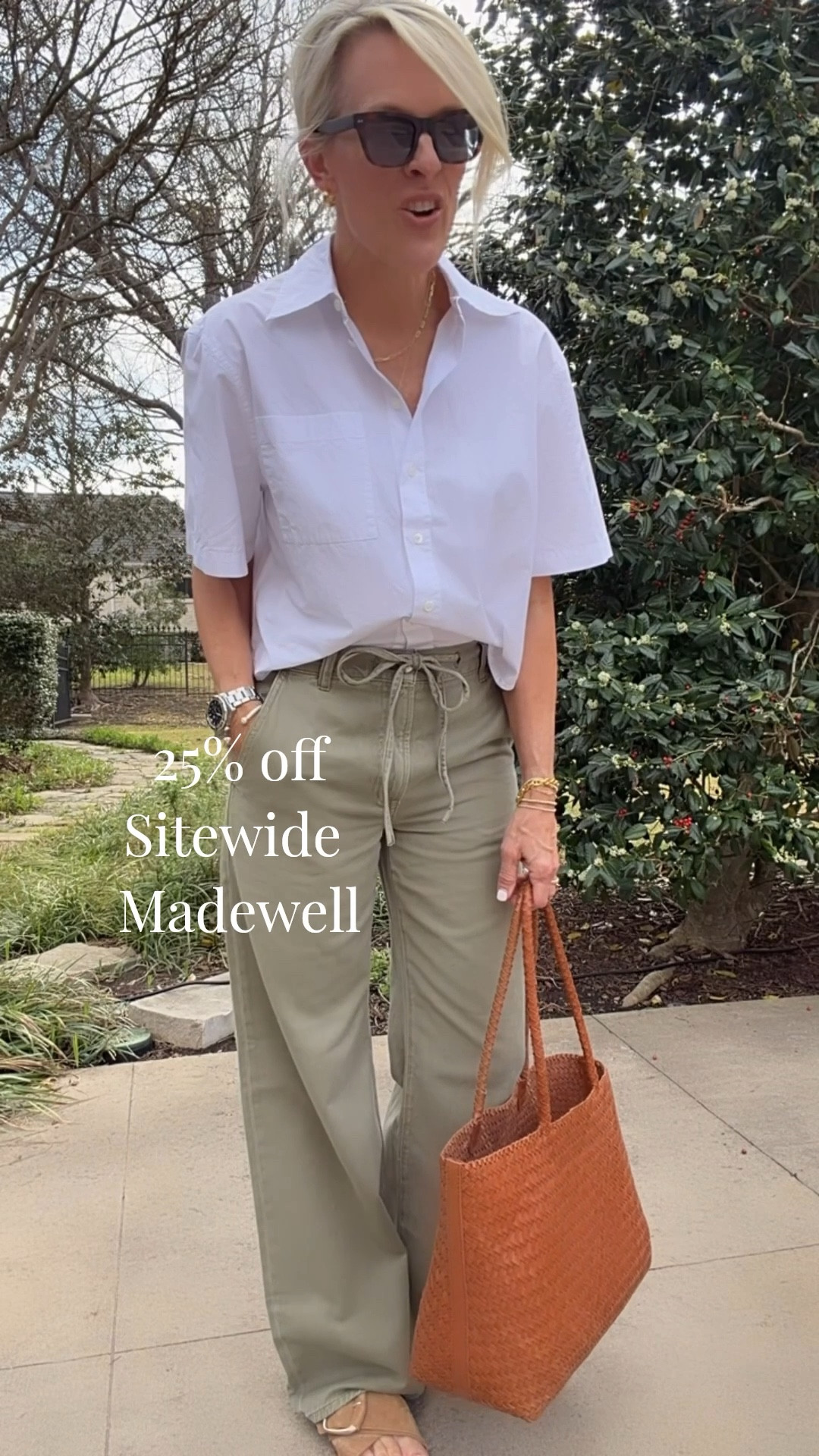 Madewell insider’s event
25% off sitewide!! 
For a few days 

Free to become insider if not already one 

Fit is all TTS

@Madewell 

#LTKootd #LTKOver40 #LTKSaleAlert
