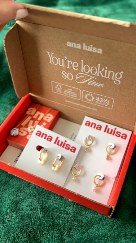 ✨ Jewelry you'll reach for every single day.

I've been wearing these timeless pieces from @Ana Luisa analuisa nonstop because they're the perfect finishing touch to any outfit. From everyday errands to date nights, these necklaces and earrings truly go with everything.

Classic, versatile, and made to last. 🤍

#LTKSaleAlert #LTKOver40 #LTKWorkwear
