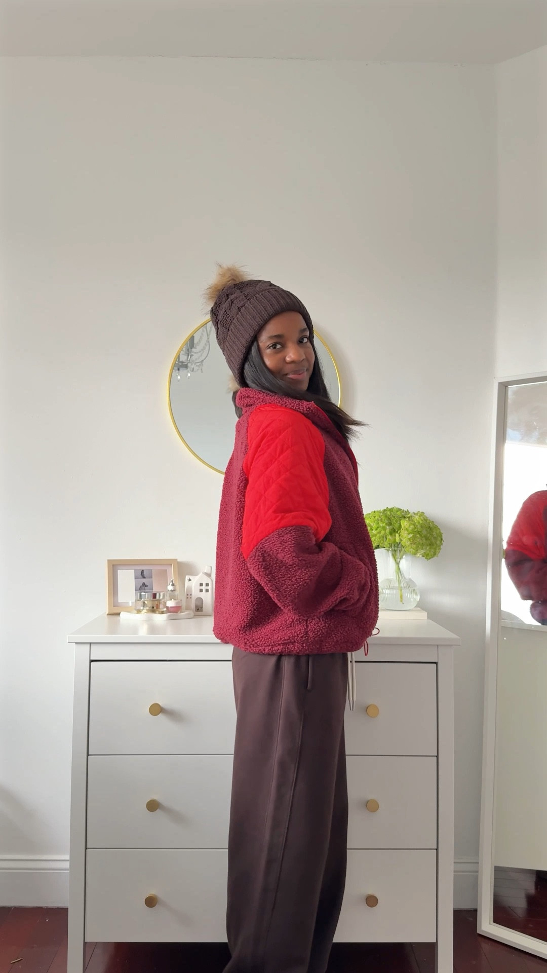 build a cozy winter outfit with me ft. @aerie 🤎 shop these items in my LTK (link in bio)

- OFFLINE By Aerie Real Me Low Key Longline Sports Bra
- OFFLINE By Aerie Cloud Fleece Trouser
- OFFLINE By Aerie Fluff Love Full Zip Jacket
- Aerie Cable Beanie
- Aerie Embroidered Scuff Booties

#AerieREAL #AeriePartner #GoingOFFLINE #ad | fall style | fall aesthetic | | fall fashion | Fall Outfits | fall inspo | fall outfit inspo | fall clothes | Sweater Weather | cozy season | cozy style | cozy fall | cozy outfit | Activewear Outfit