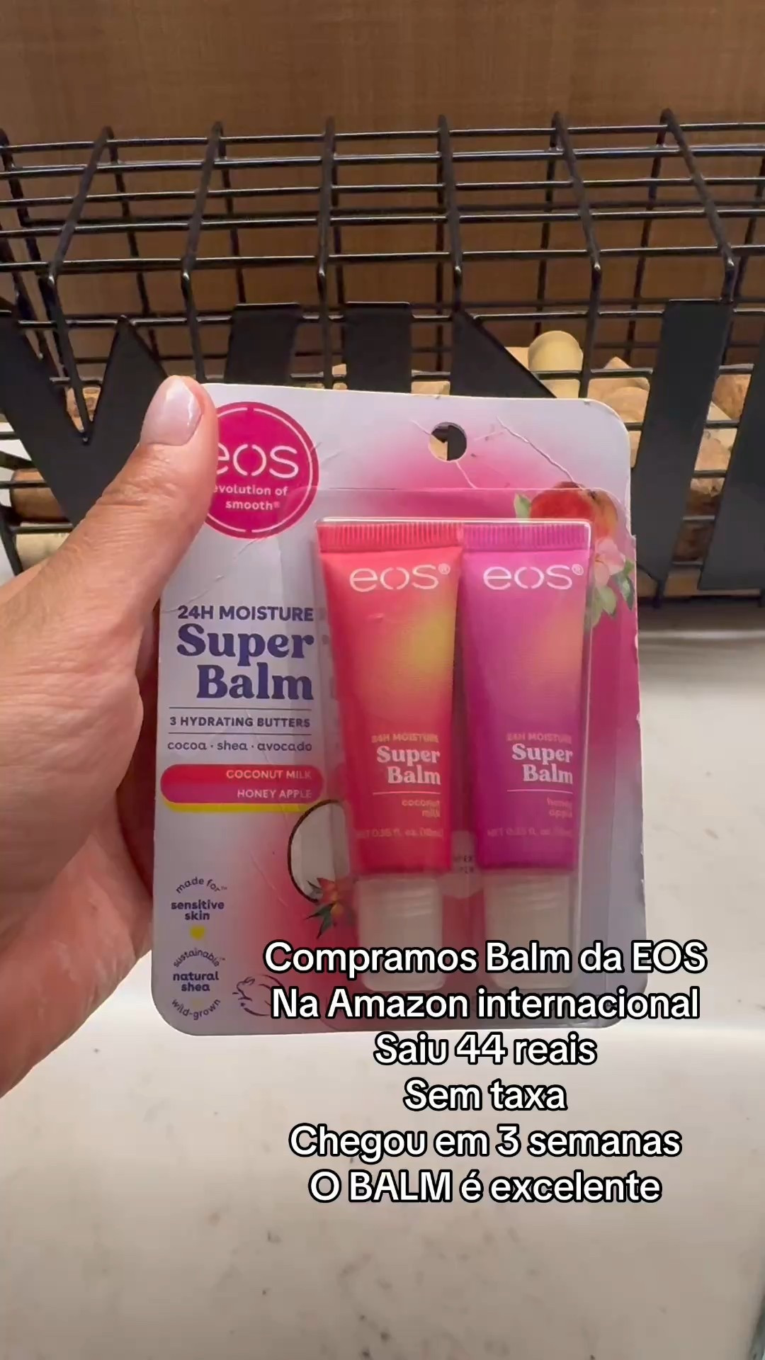 Eos é o maioral!!! Na Amazon tem todas as versões. Melhor que pedir pra amiga que vai viajar. Ótimo para presentear 

#LTKbrasil #LTKbeleza #LTKautumn