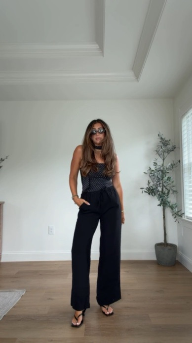Must have wide leg trousers 👏🏼☁️ 
Love the smaller drawstring waist, fit and feel. Great to wear casually, as a travel outfit, workwear and date night outfit.
 
 #LTKSeasonal #LTKSaleAlert #LTKWorkwear