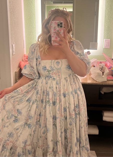 La belle etoile french puff sleeve dress 🤍🎀 perfect Disney dress! use discount code EDITIONVICKI to save on selkie!

#LTKmidsize #LTKwedding #LTKSeasonal