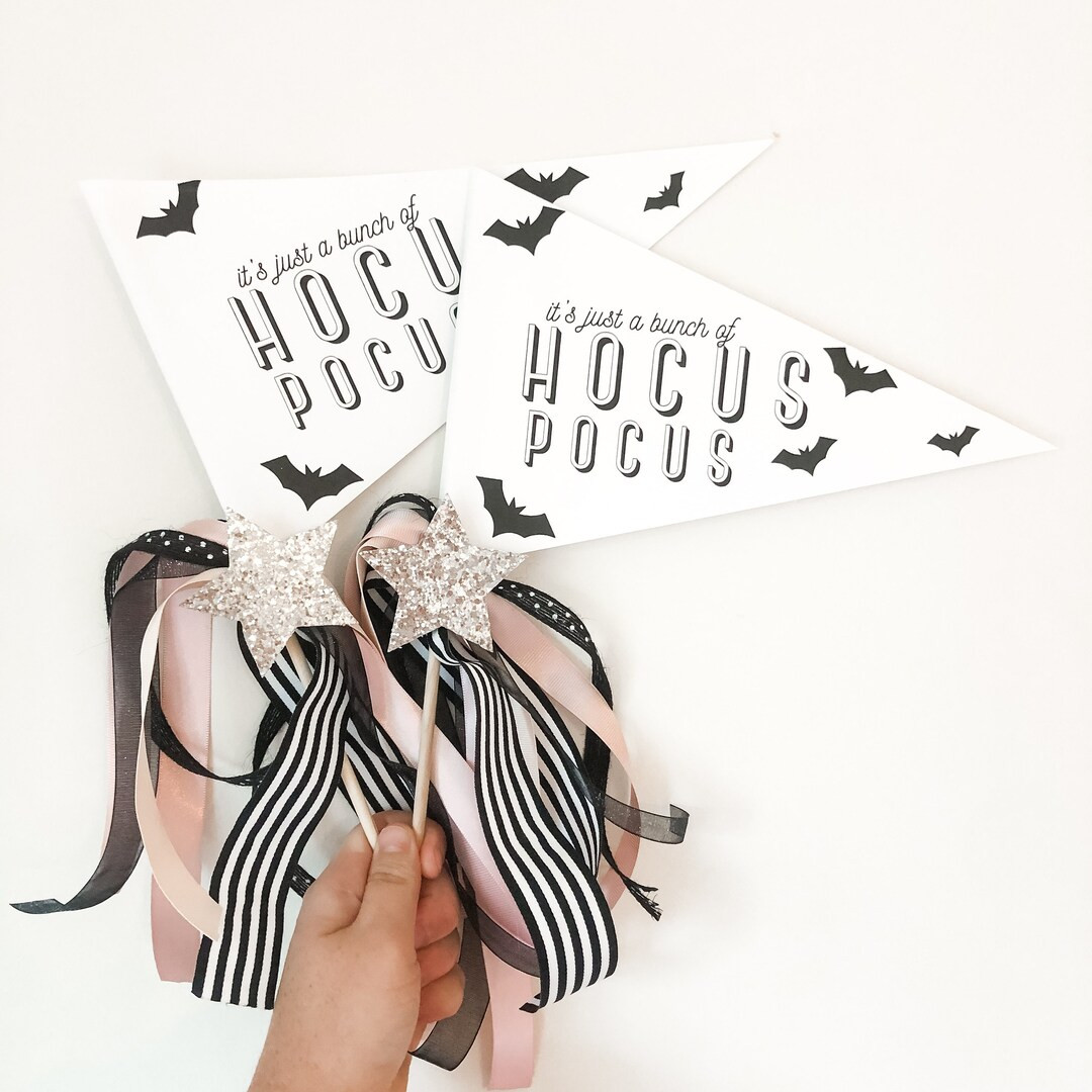 Its Just a Bunch of Hocus Pocus Halloween Pennant Flag - Etsy | Etsy (US)