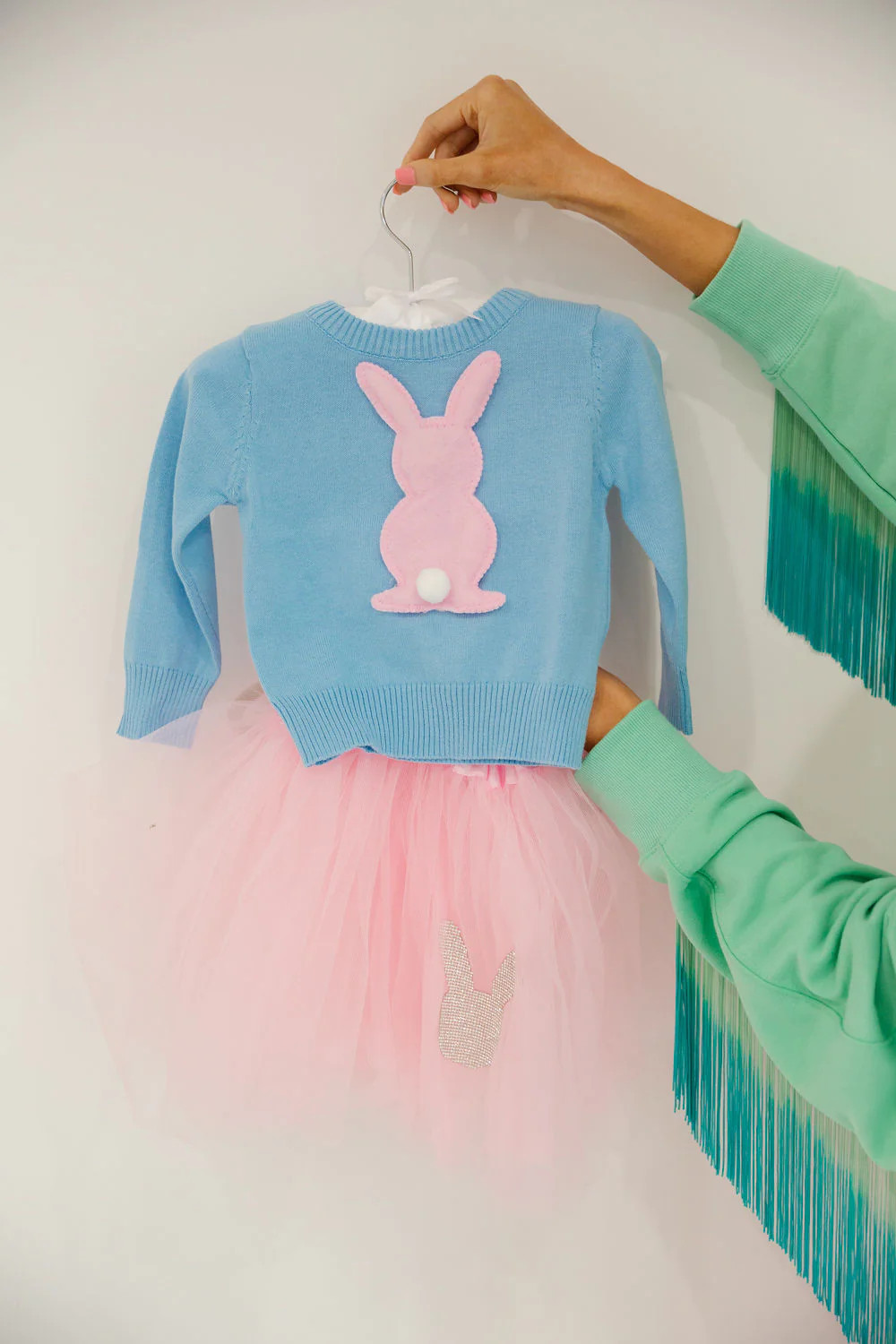MINI KIDS SOME BUNNY LOVES ME SWEATER | Judith March