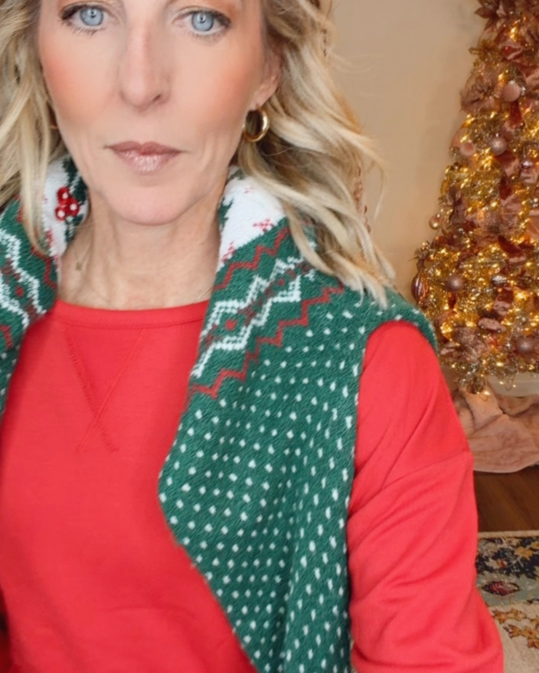 From cozy moments at home to festive plans out and about, Walmart has you covered 🤍 Comment WALMART and I’ll send all the links your way ♥️🛒

• Cozy pajamas for hot cocoa, movie nights, and wrapping presents
• Soft knit sets you can actually run errands in—just toss a flannel or scarf over your shoulders
• A cute red dress for holiday lunches, themed dinners, or brunch with friends

Every single piece here is Walmart finds under $30 (most under $25!)—easy, festive, comfortable, and budget-friendly.

Proof that your entire festive day can be styled by our favorite place 🎄
