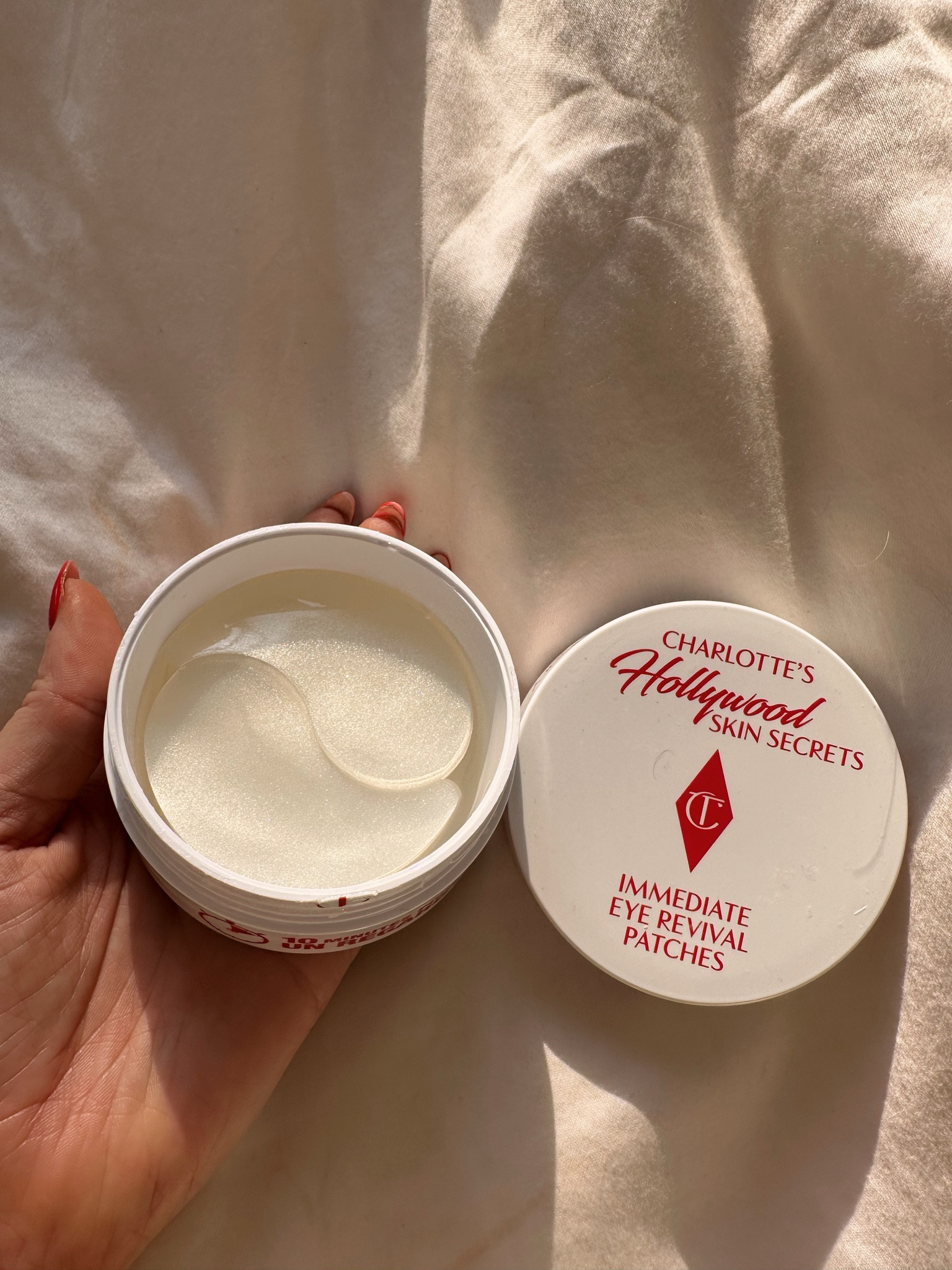 Charlotte tilbury eye revival patches ❤️

Beauty, eye patches, beauty picks

#LTKCyberWeek