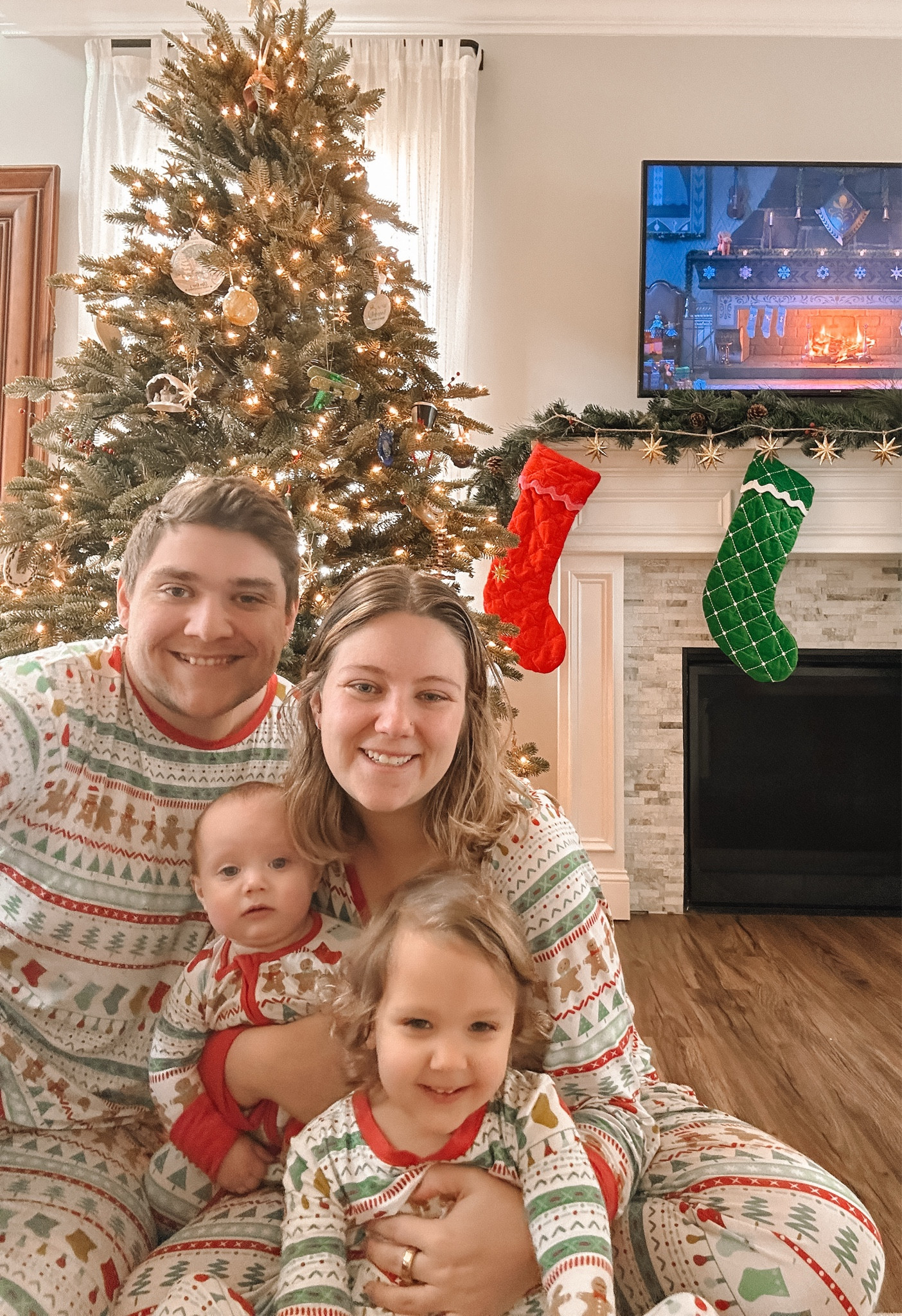 Christmas jammies and the kids all snuggled in 🎁

#LTKGiftGuide #LTKHoliday #LTKFamily