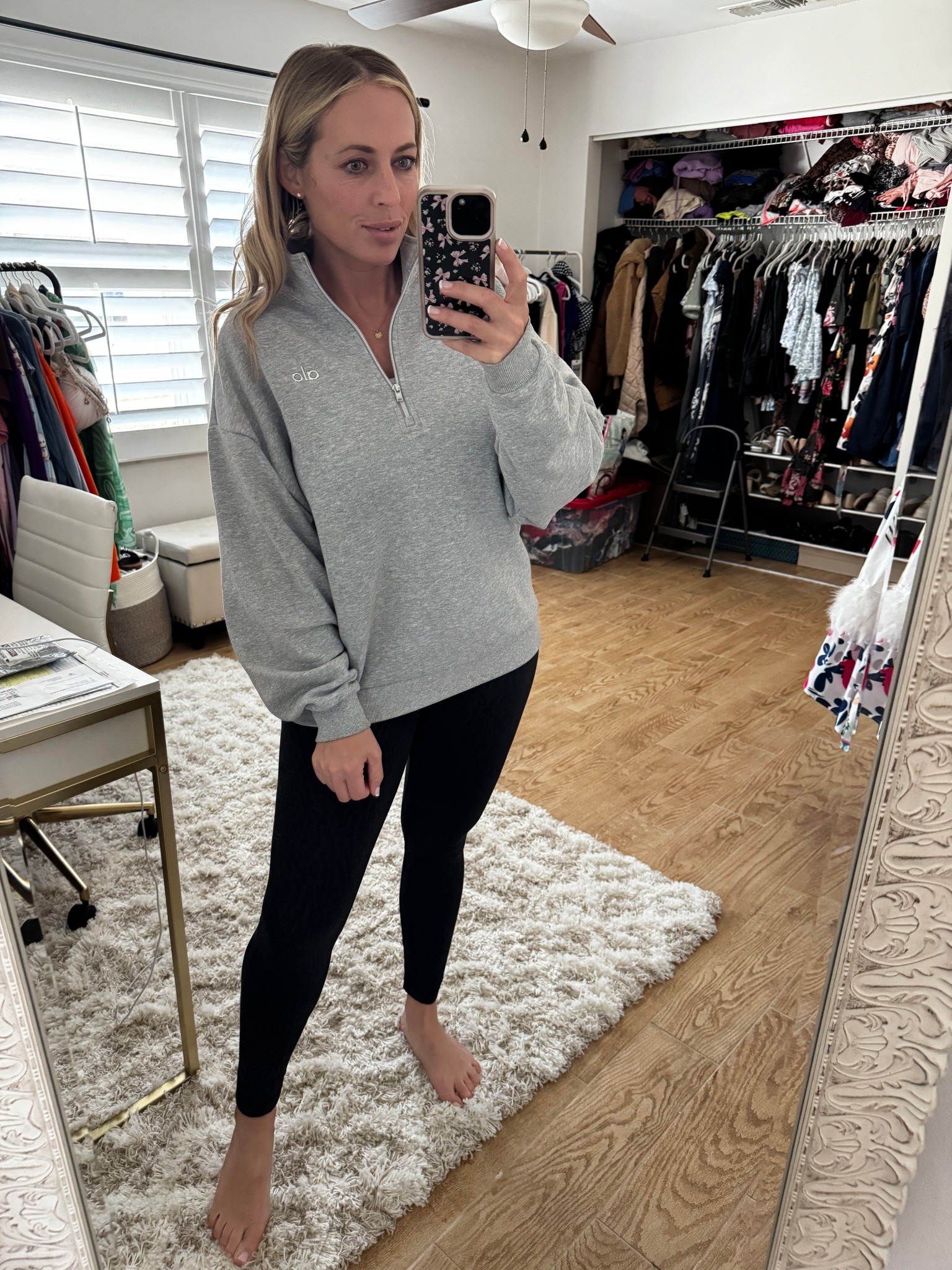 Alo sweatshirt 

#LTKFindsUnder100 #LTKootd #LTKActive