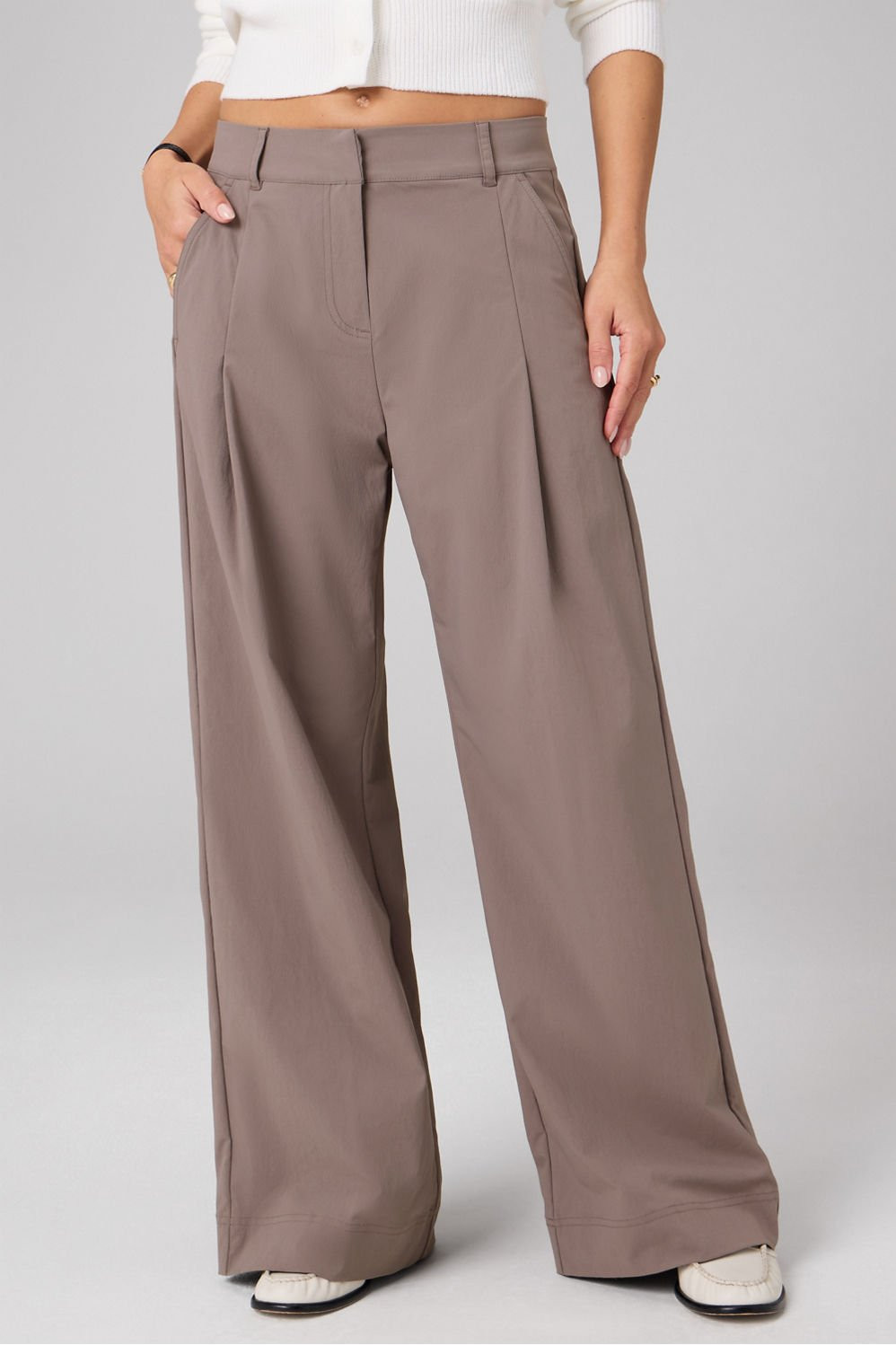 Everyday Wide Leg Mid-Rise Trouser | Fabletics