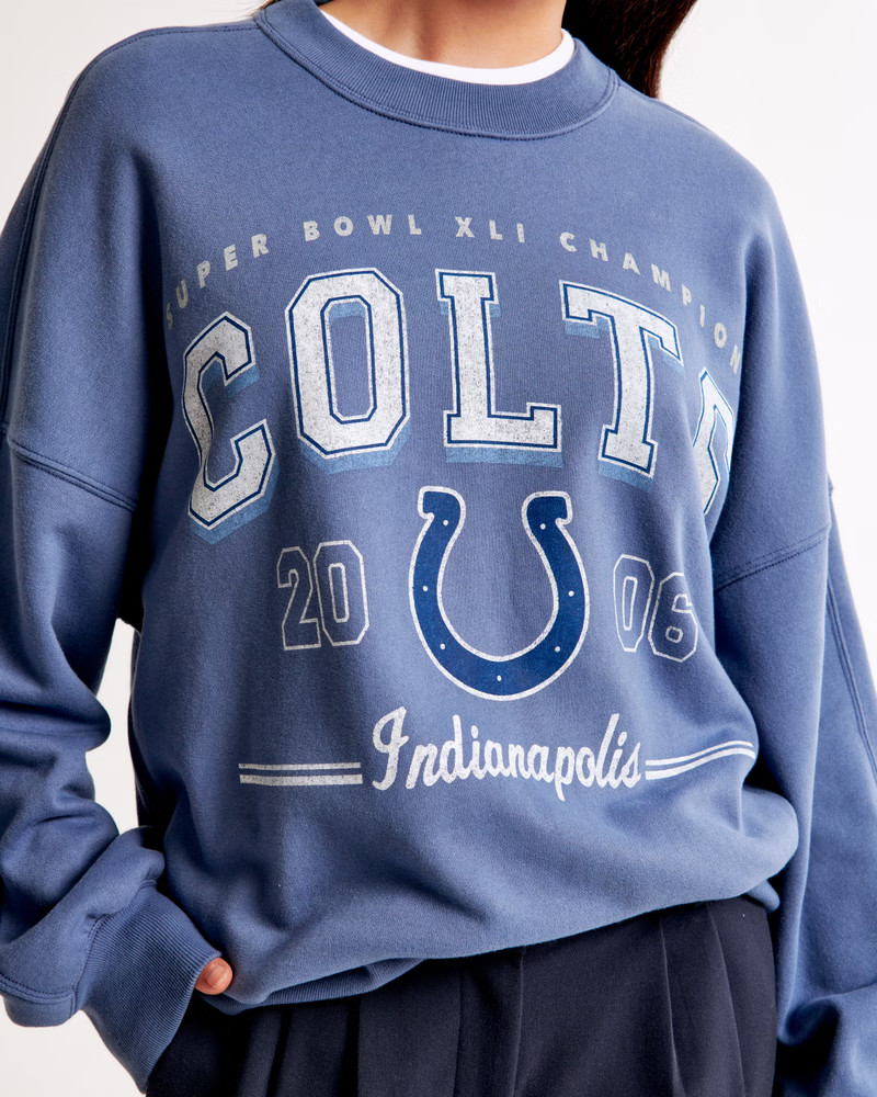 Indianapolis Colts Graphic Oversized Sunday Crew | Abercrombie & Fitch (US)