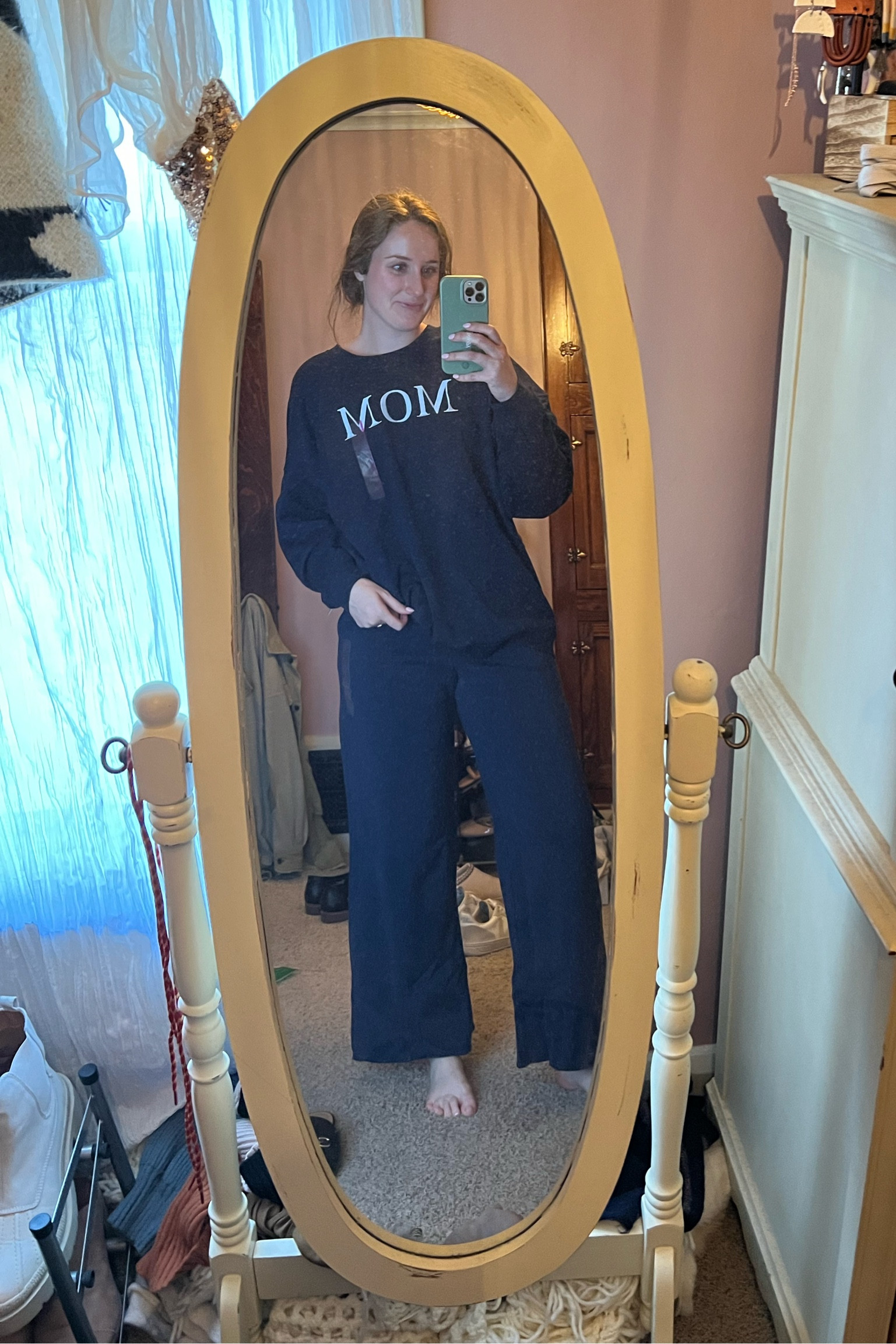 The viral MOM sweat set is AVAILABLE online at Target in both navy and white! RUNNNNN 💃🏼💃🏼

#LTKfamily #LTKxTarget #LTKfindsunder50
