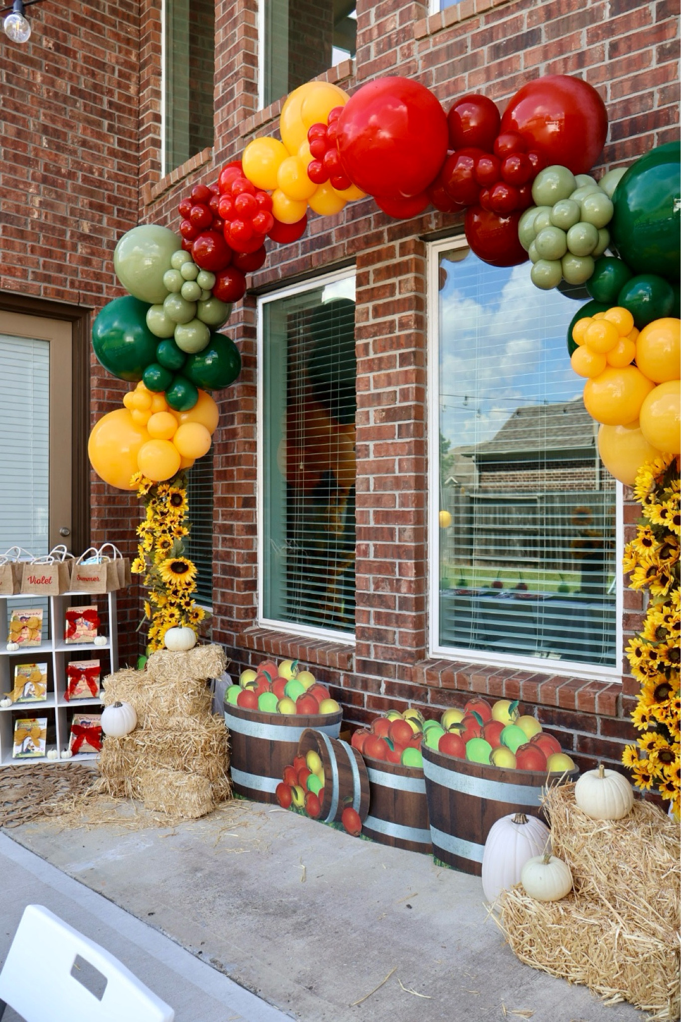 Floral Balloon Arch + Decor

#LTKParties #LTKHome #LTKFallSale