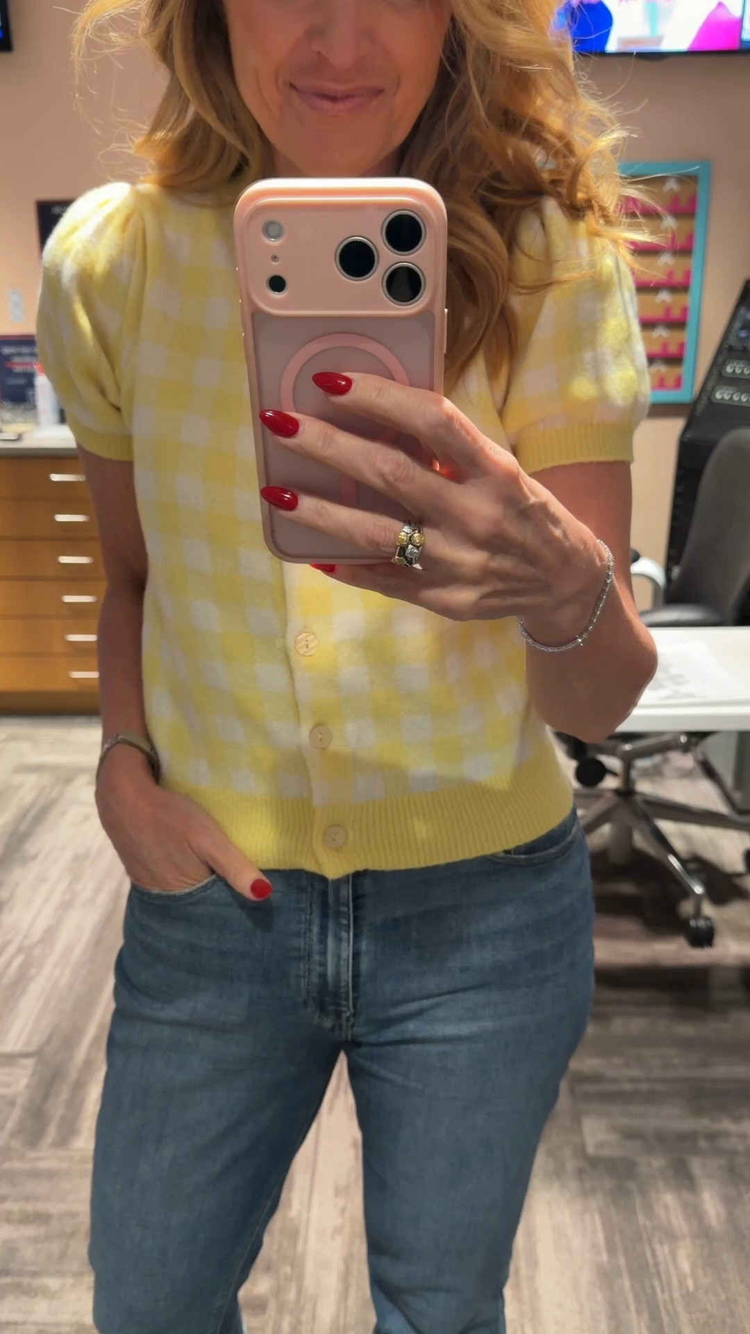 While you were sleeping..

Free shipping day kicked off at @QVC ! I was there at 1:30 AM presenting an incredible price on a four piece limoncello soap set from Homeworx!
So to match the sunny vibes, I wore this super comfy cardigan from urban outfitters! It comes in many colors and the price is surprisingly affordable🍋

I’ve linked the soap set and cardy…now off to take a nap! 

#LTKSaleAlert #LTKootd