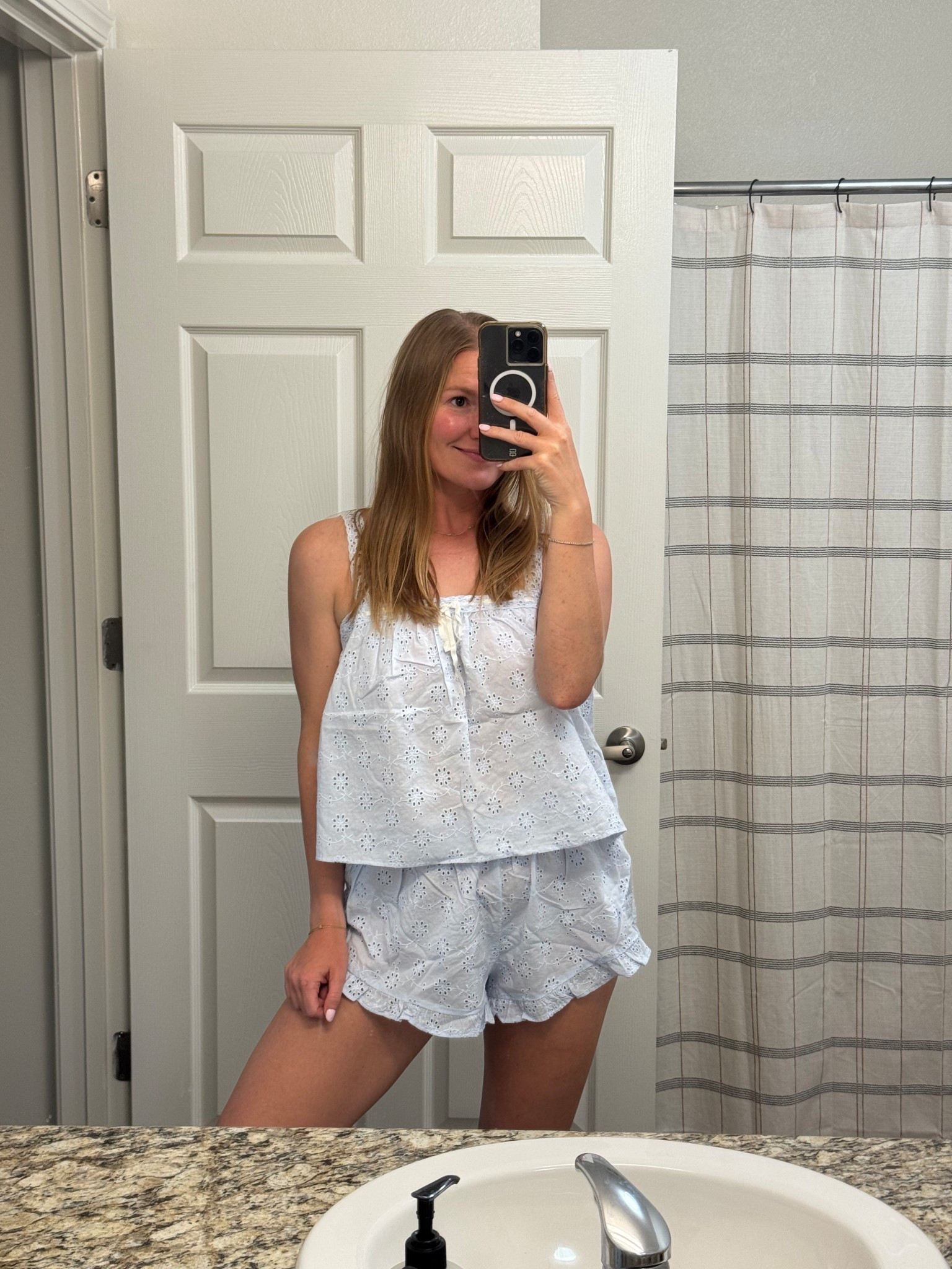 Perfect summer pjs! Size medium @abercrombie 