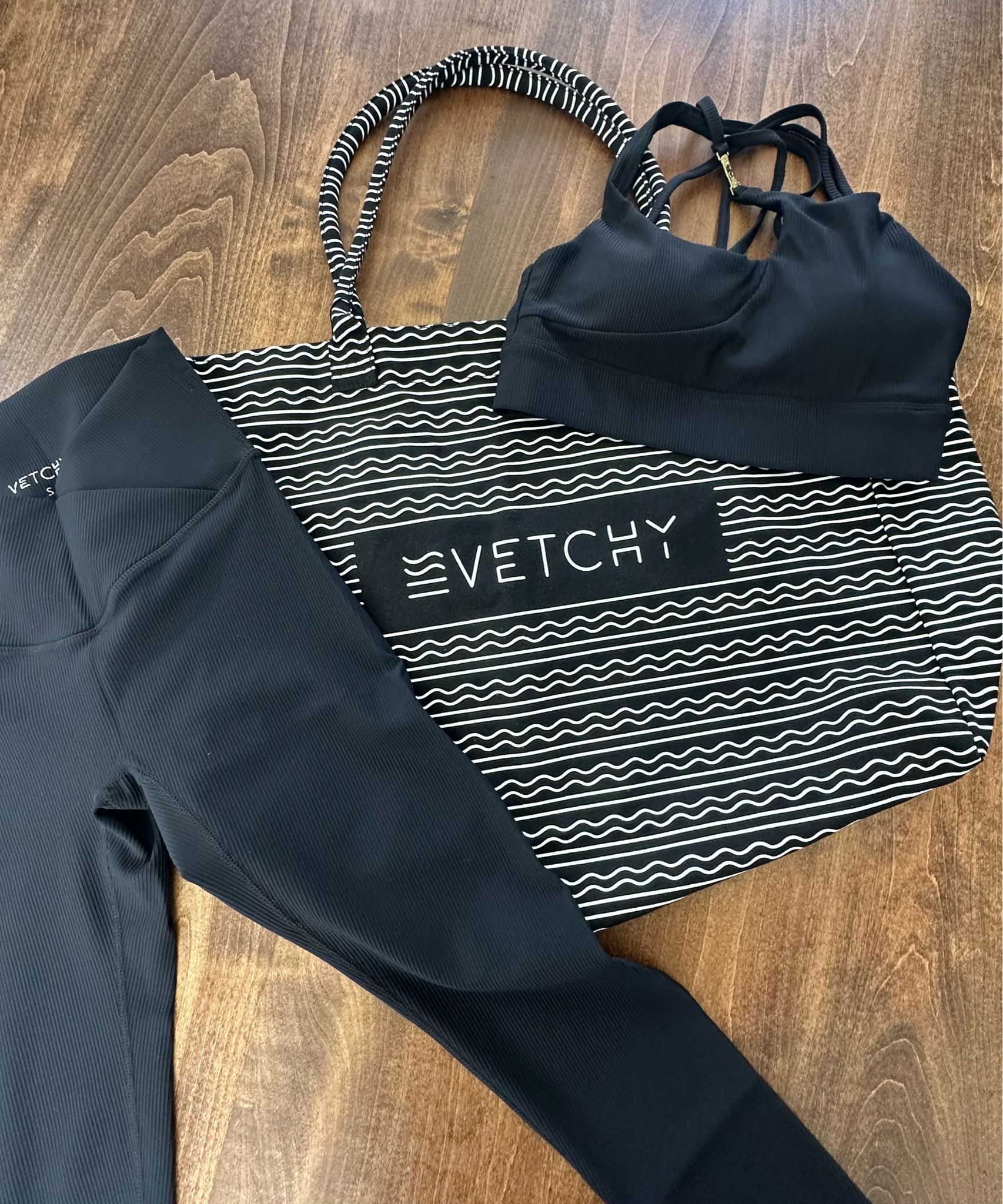 Vetchy Obsessed! #vetchygirl 

Melrose Black Ribbed Set and Tote Bag 

#LTKstyletip #LTKfitness #LTKfindsunder100
