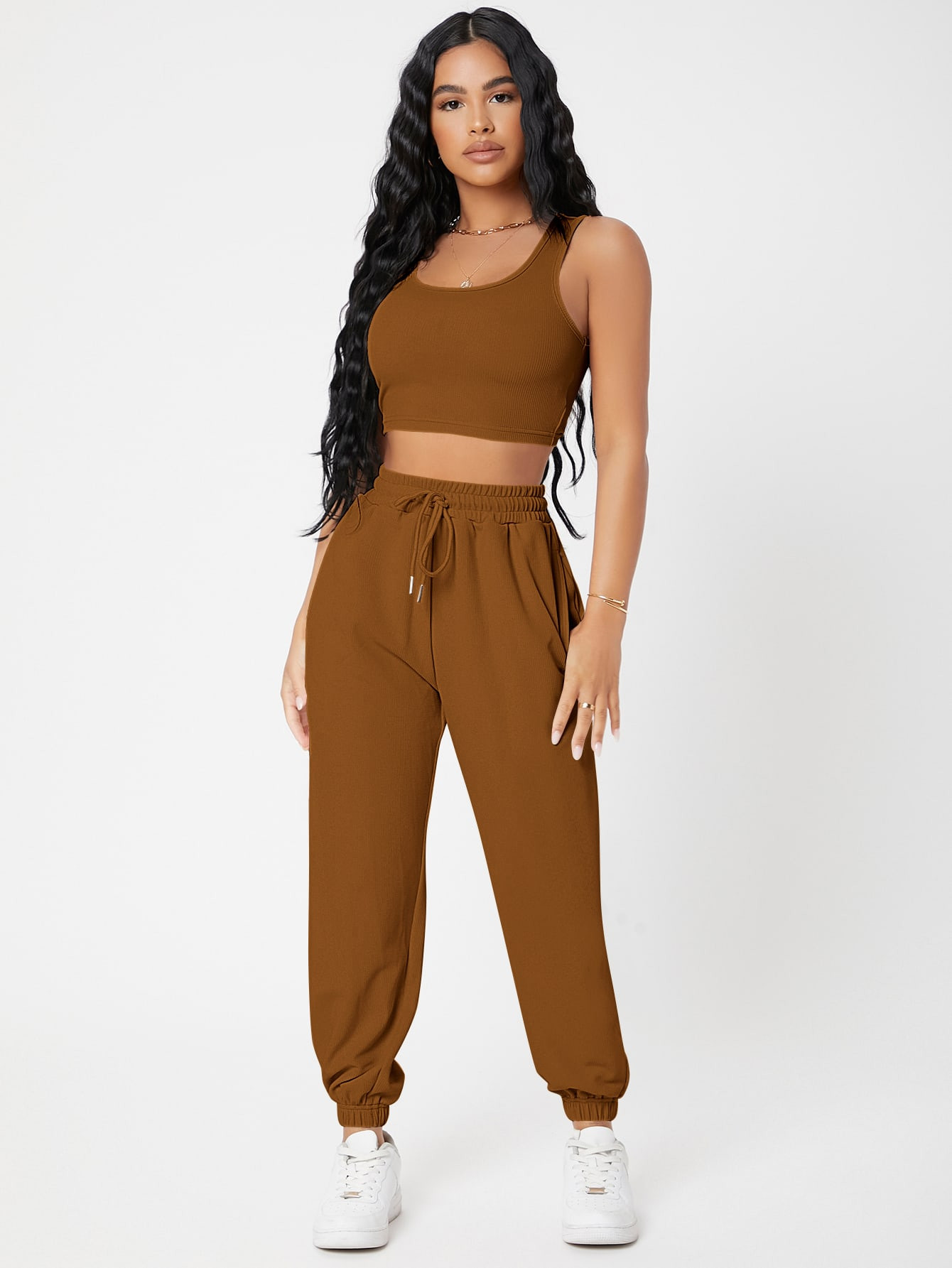 SHEIN PETITE Solid Crop Tank Top And Joggers Set | SHEIN