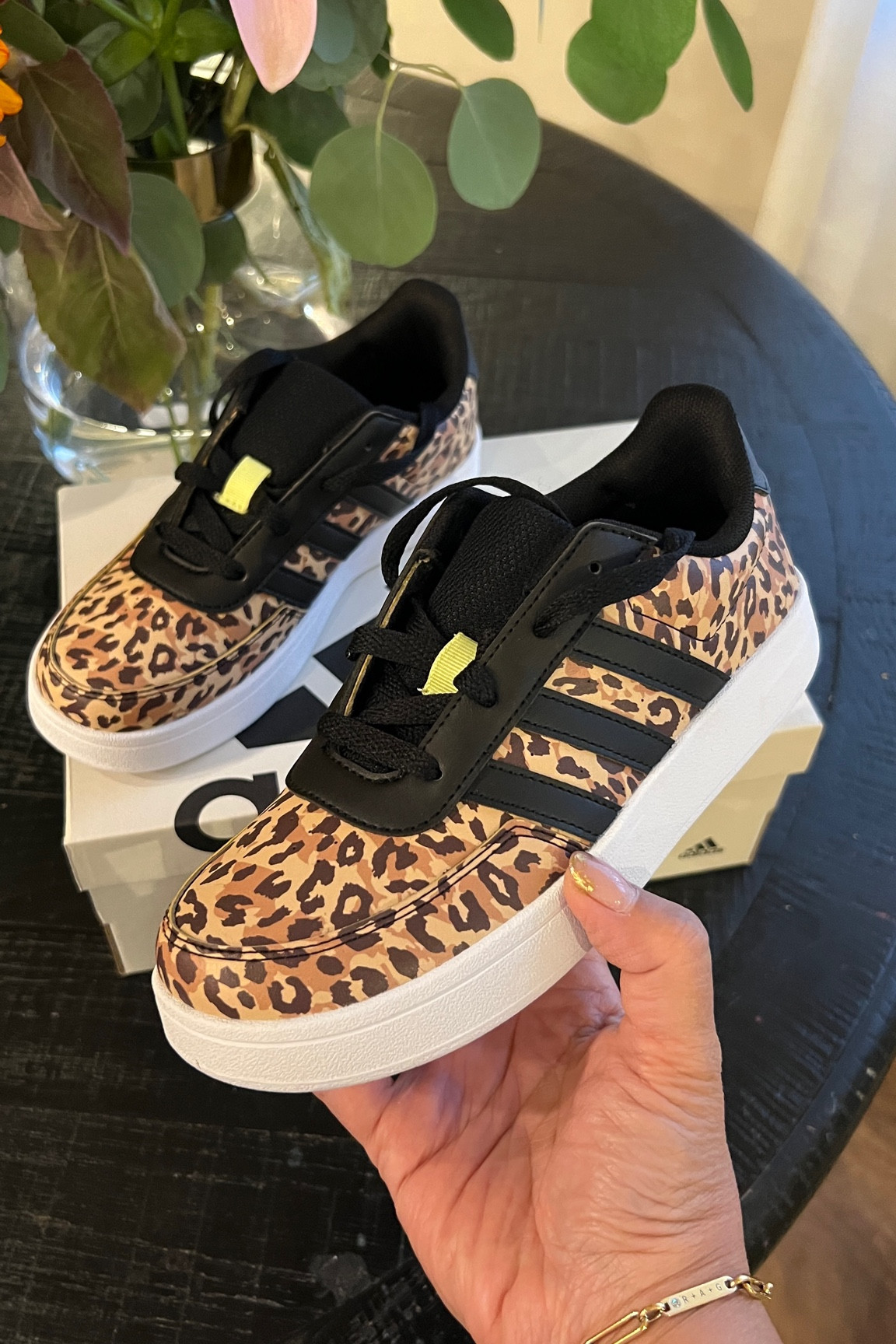 Tween girls leopard print Adidas sneakers! Run TTS. 
-
Girls back to school style - back to school outfit - first day of school outfit - girls shoes - Adidas sneakers - affordable girls sneakers - tween girl back to school - tween girl shoes

#LTKsalealert #LTKkids #LTKBacktoSchool