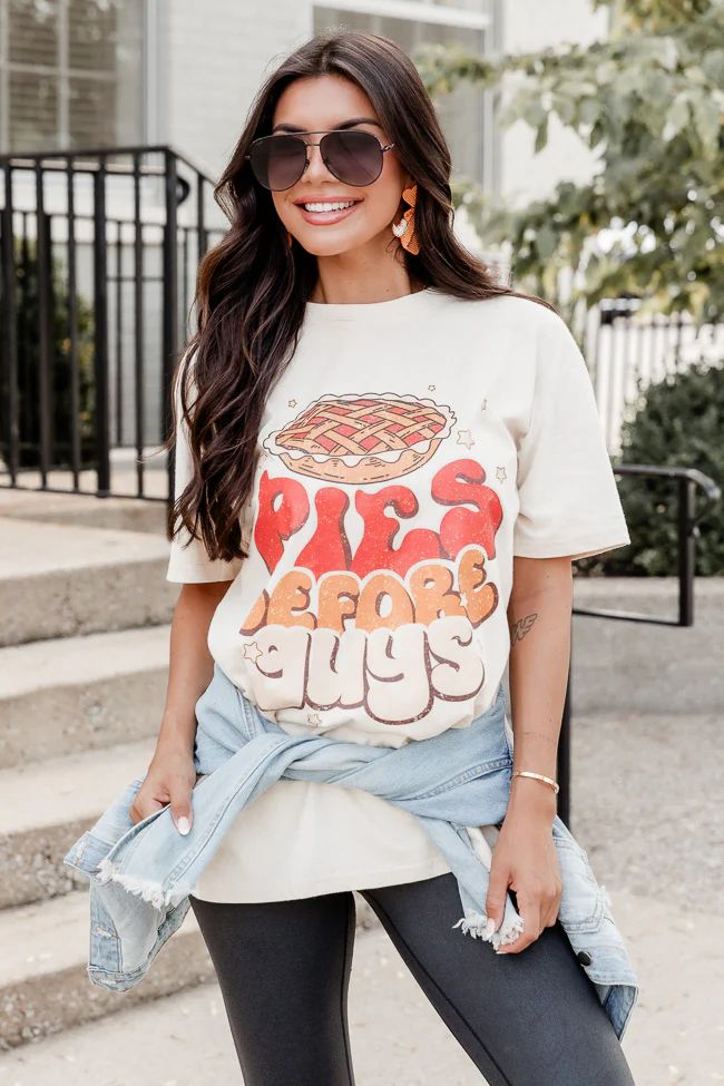 Pies Before Guys Ivory Graphic Tee | Pink Lily