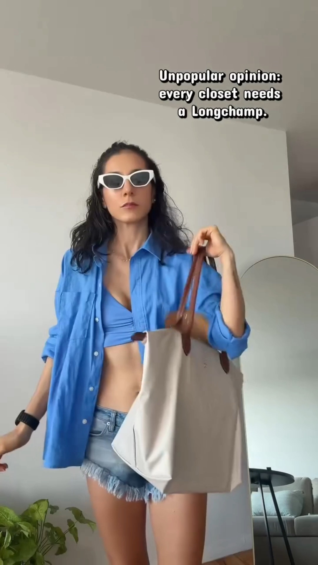 Every girl needs one “throw everything in and go” bag.
What’s your go to? #bag #longchamp @longchamp #fyp #ootd #fashion