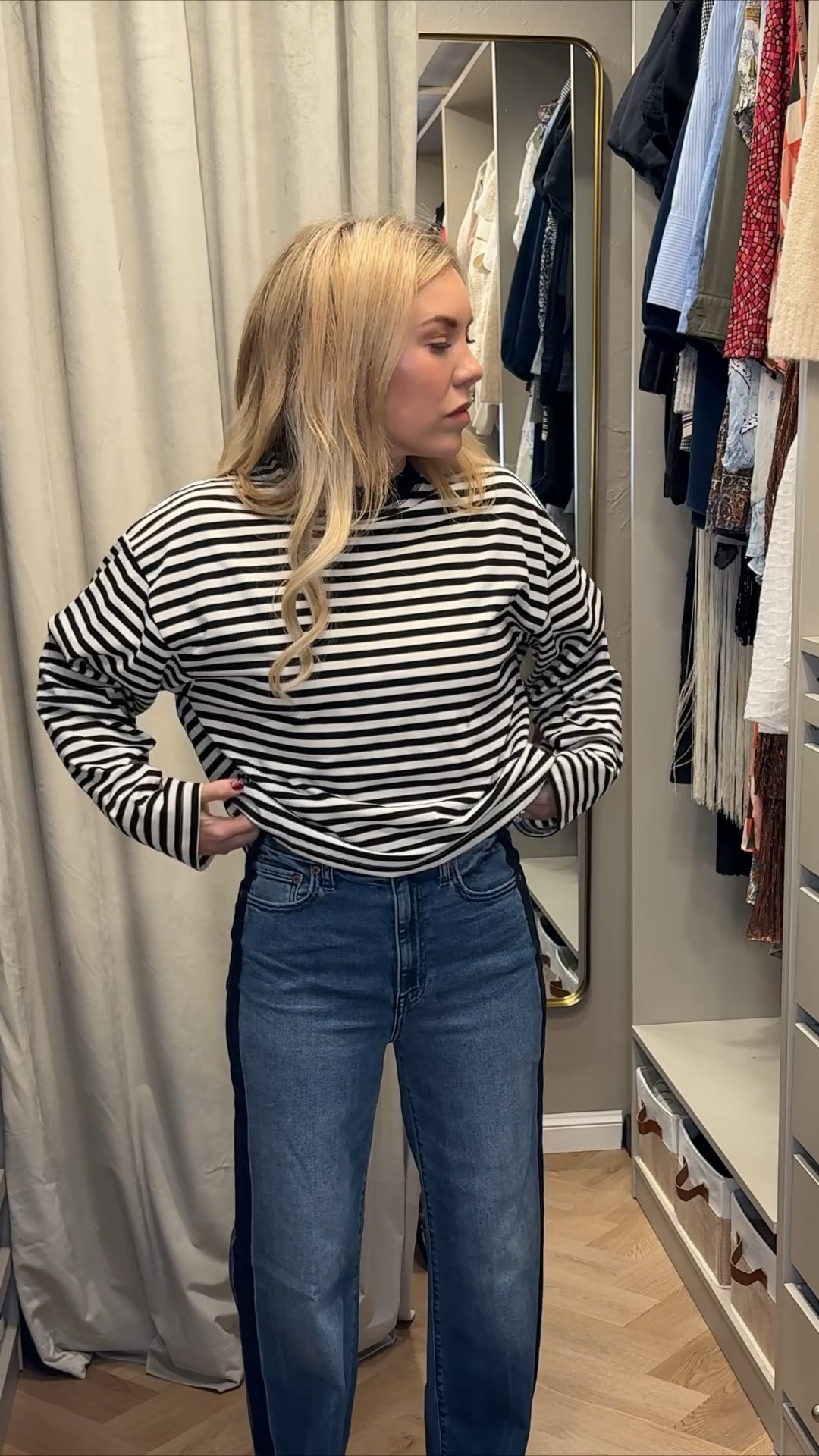 Jeans
Wide leg jeans
Stripe top


#LTKSeasonal #LTKdayinmylife #LTKootd