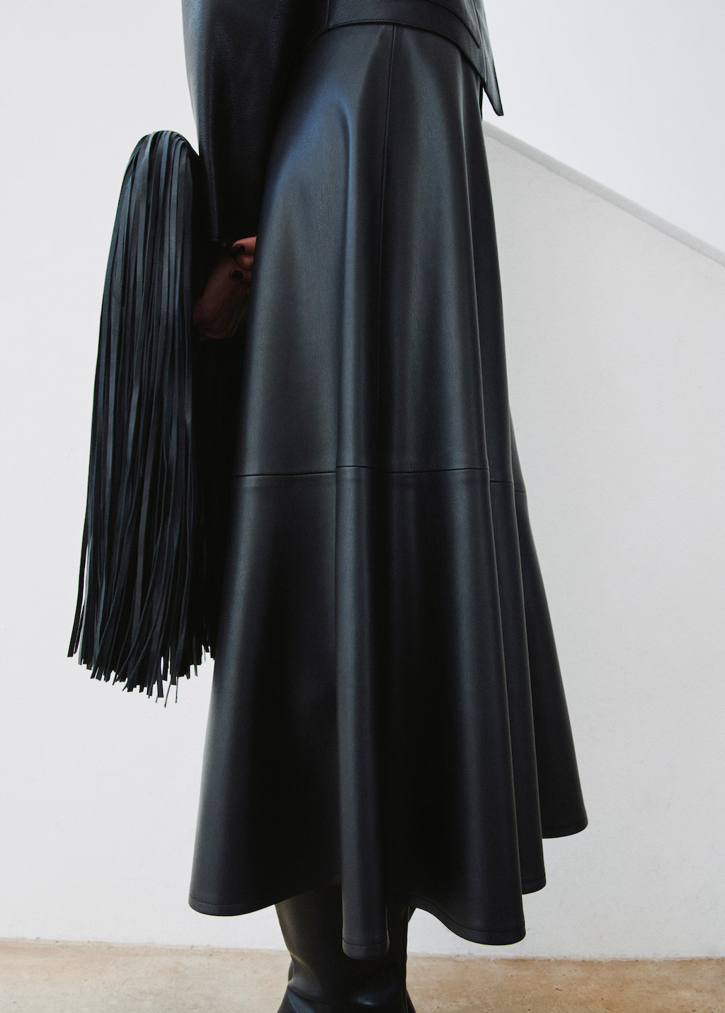 Faux-leather midi-skirt | Mango (US/MX/AU)