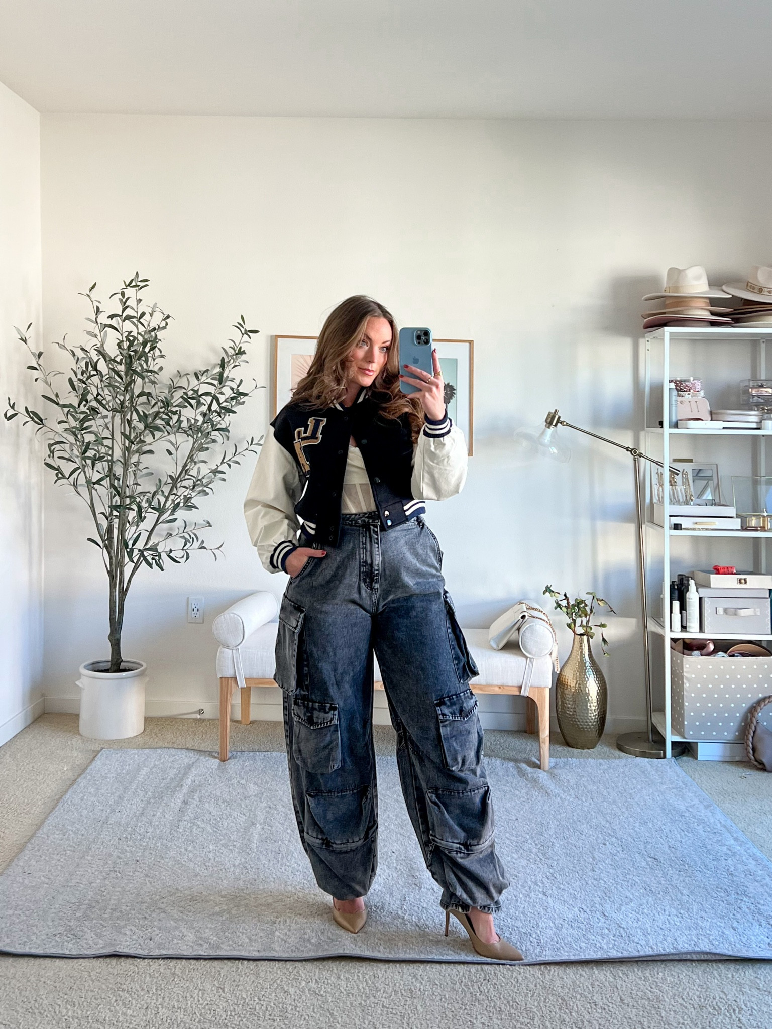 Love this outfit for a night out, dinner date 

These baggy cargo pants are so so so soft and comfy! I sized up twice and had the waist taken in!
Jacket fits true to size wearing a medium! 
Corset size small 



#LTKshoecrush #LTKmidsize #LTKparties