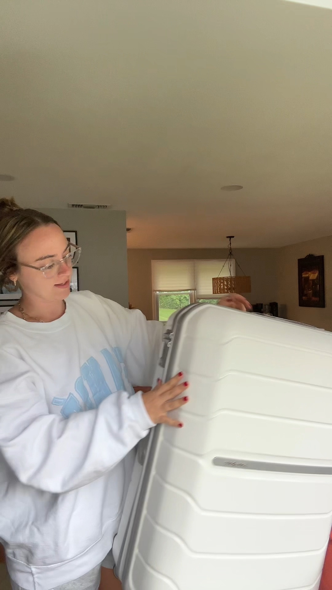 the best suitcase!!! 



#LTKSeasonal #LTKFamily #LTKTravel