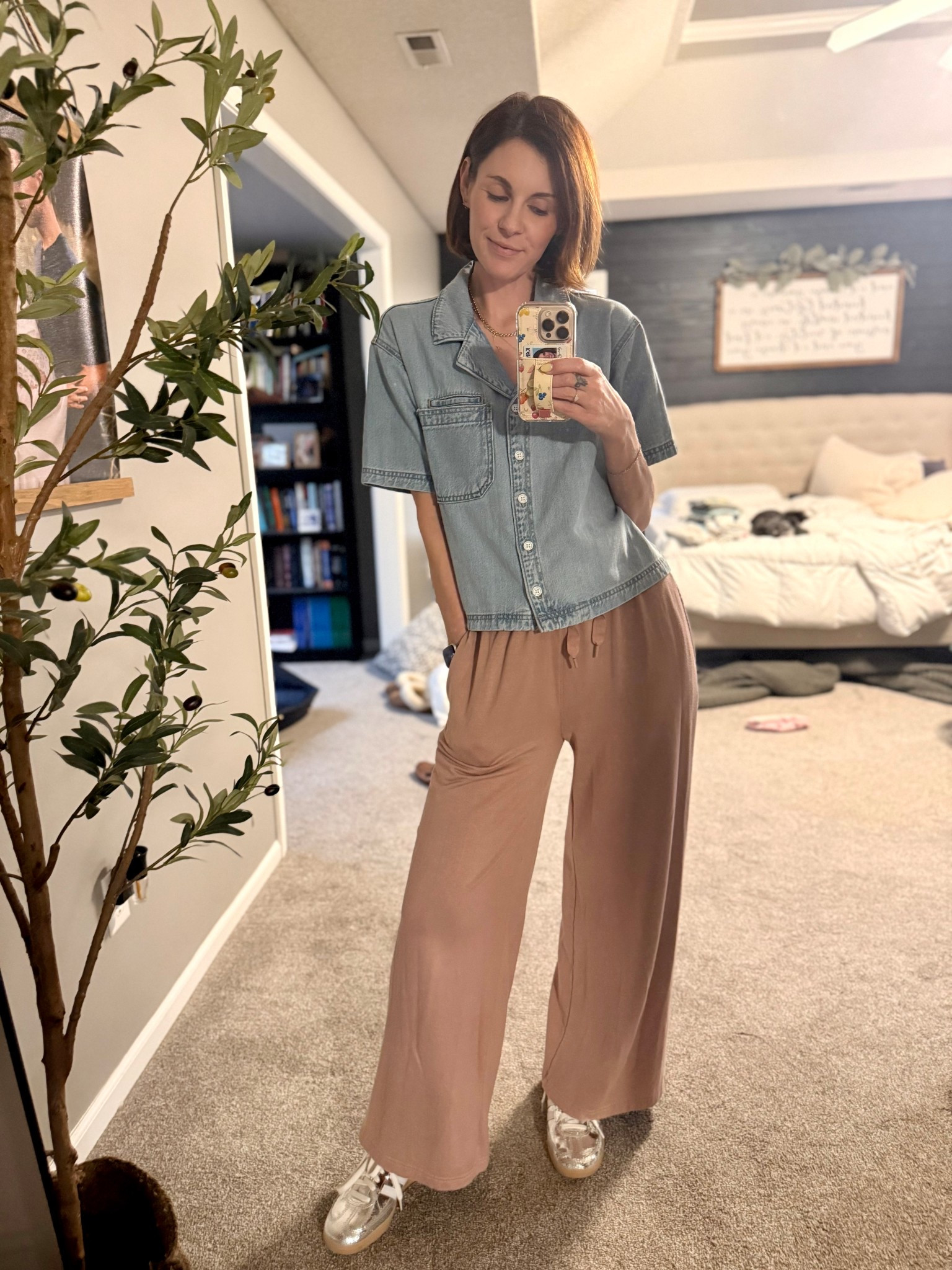 Casual comfy outfit for this spring friday! These pants from @Luxome are the softest thing to ever grace my body! 

Lounge in luxury | Luxome loungewear | cozy casual outfit | comfy mom outfit | silver sambas | adidas style | comfy mom style | milliner mom style 

#LTKgrwm #LTKdayinmylife #LTKootd