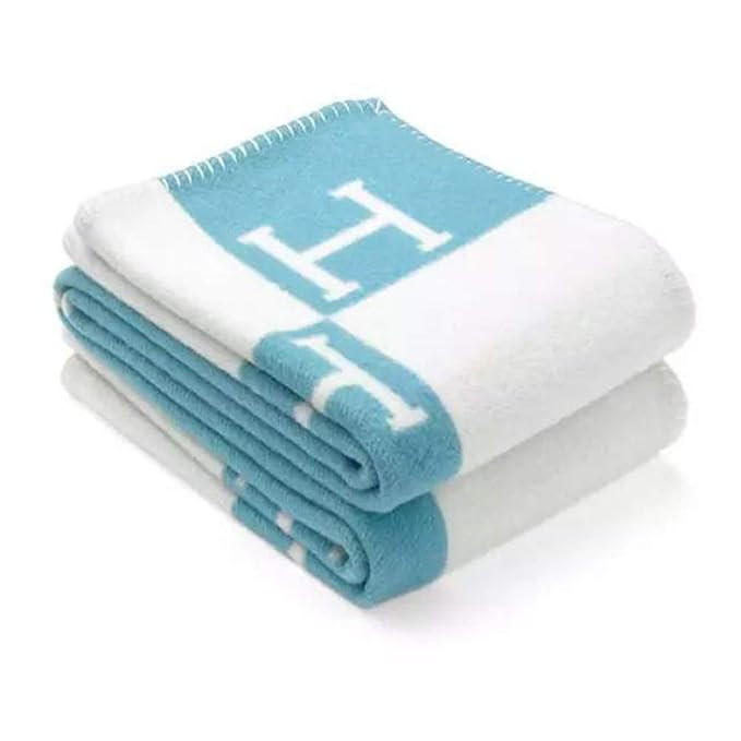 Petpany Blanket Fashion Knitted Large Super Soft Flying Thread Throw Wool & Cashmere Blanket for ... | Amazon (US)