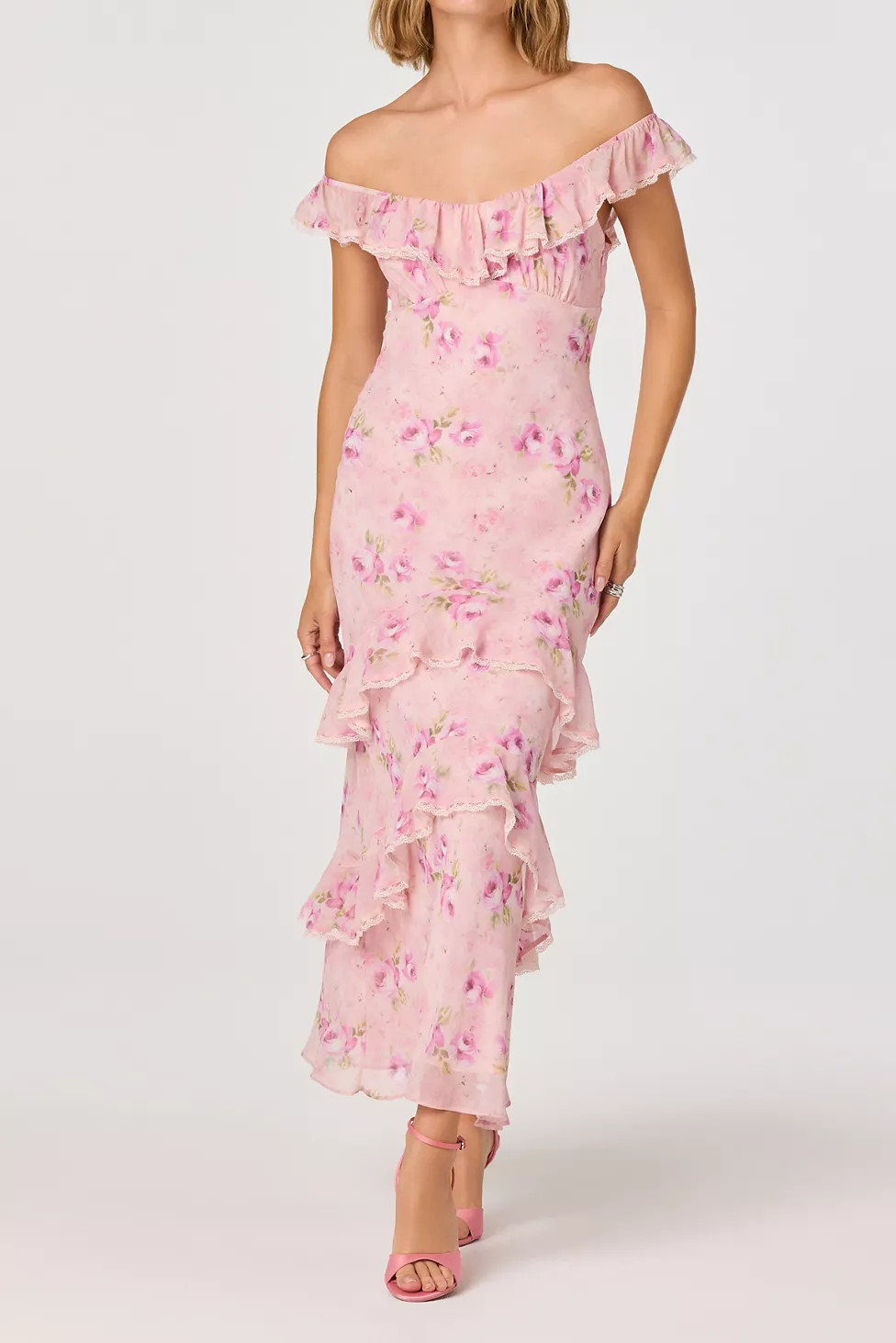 ASTR The Label Lisha Ruffle Trim Maxi Dress | Urban Outfitters (US and RoW)