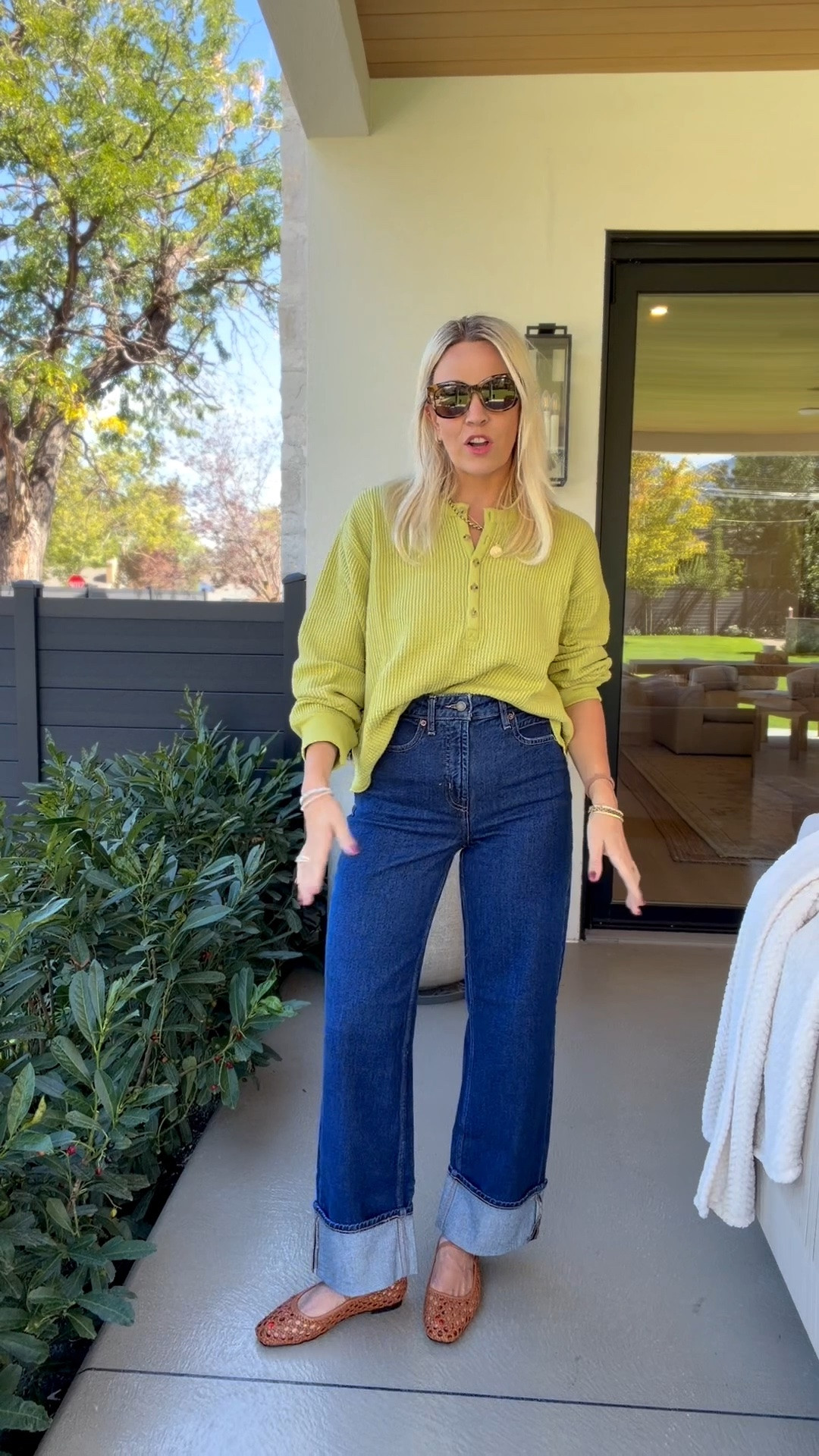 These jeans are from old navy and are only $29!

#LTKootd #LTKgrwm #LTKmomlife