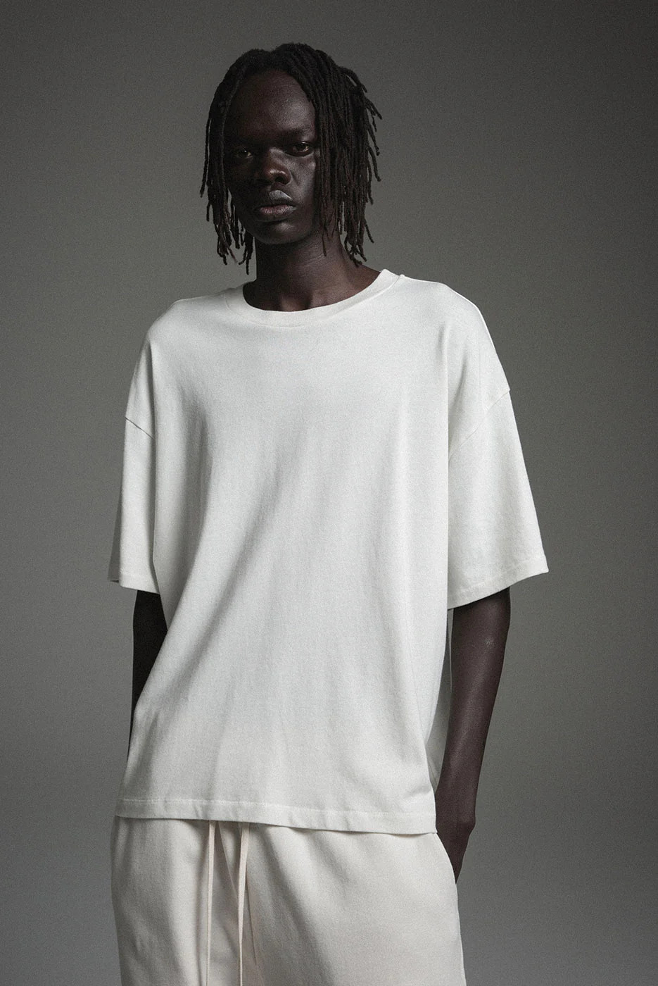HEAVYWEIGHT TEE | Elwood Clothing