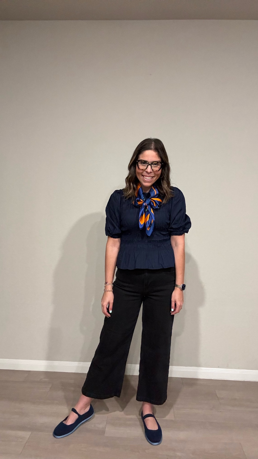 The easiest way to elevate a simple outfit? Add a silk scarf ✨ Instant chic with zero effort. Shop my look + similar scarf options linked 🤍 #LTKStyle #EffortlessStyle


#LTKootd #LTKMidsize #LTKmomlife