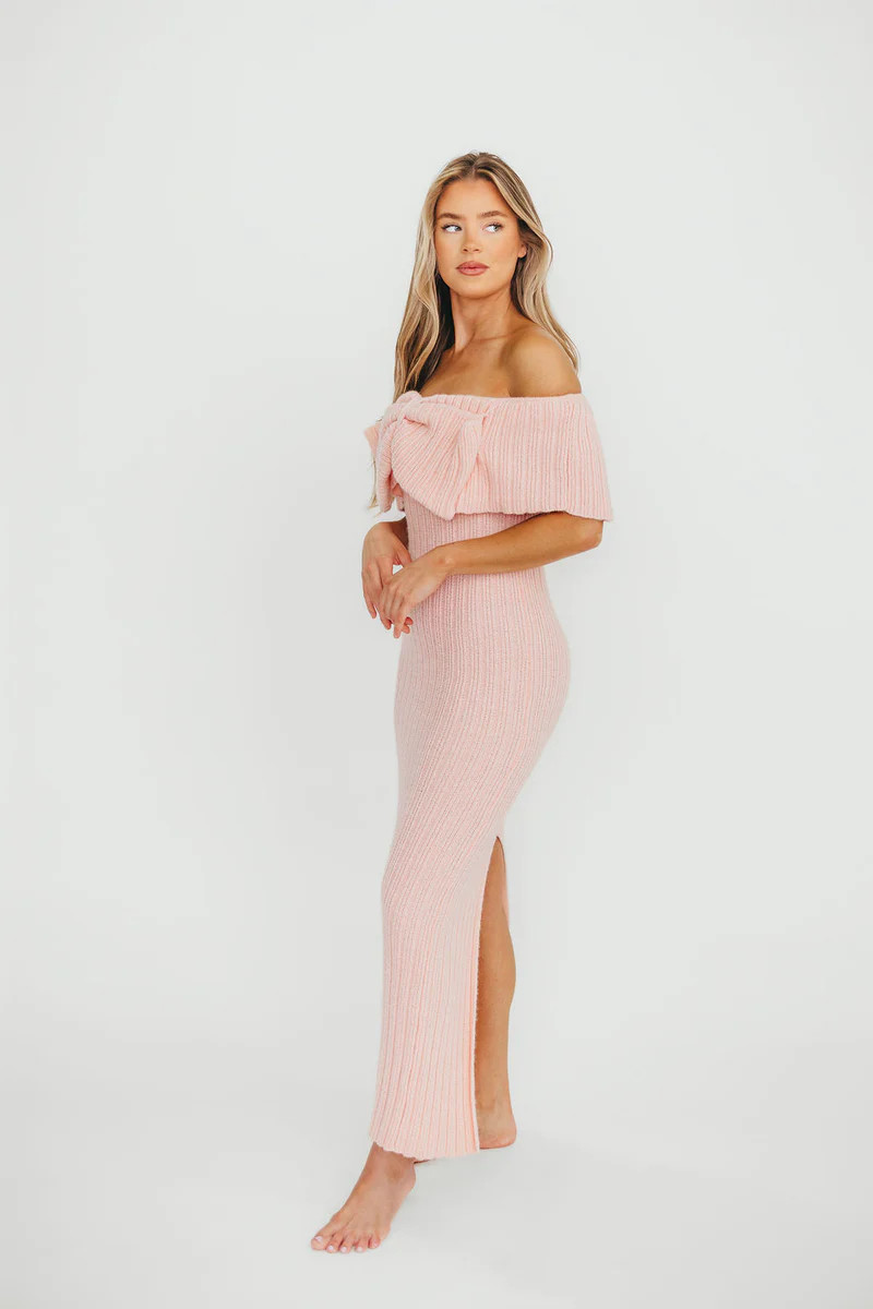 Aston Bow Front Maxi Sweater Dress in Pinkish Petal – Bump Friendly & | Worth Collective