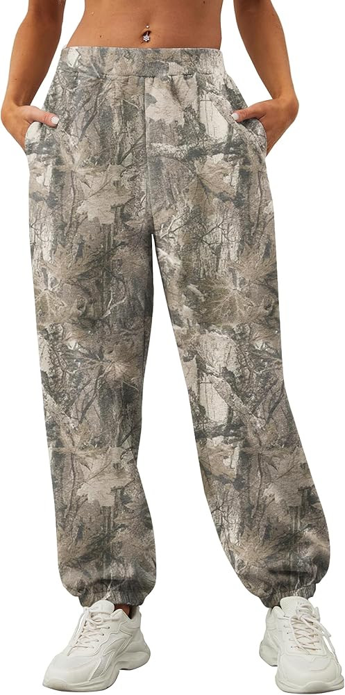 Women's Baggy Fleece Sweatpants Casual High Waisted Joggers Pants Fitted Sweat Pants with Pockets | Amazon (US)