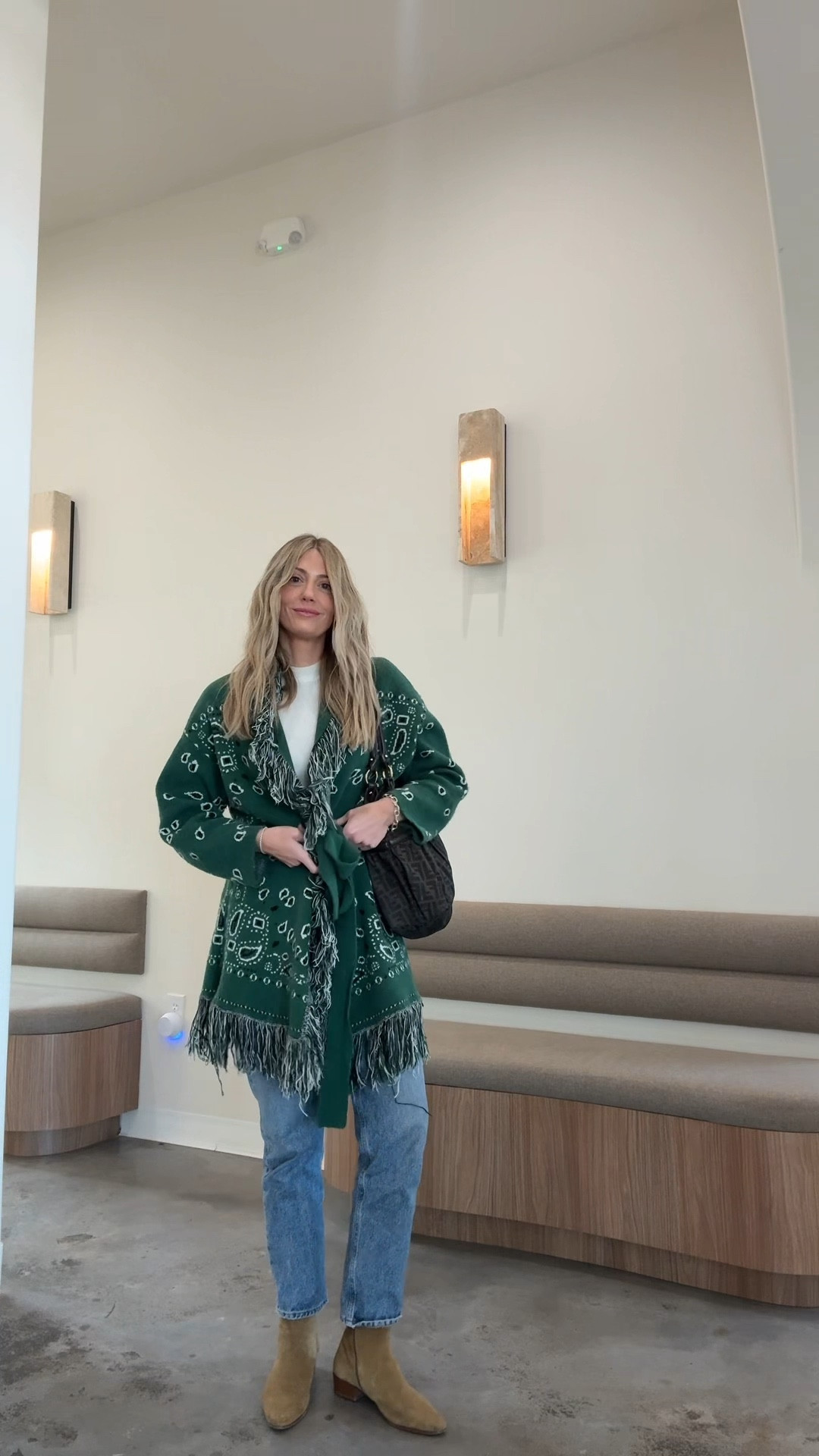 Still my favorite sweater and it’s on sale ! Wearing small 

#LTKSaleAlert #LTKootd #LTKmomlife