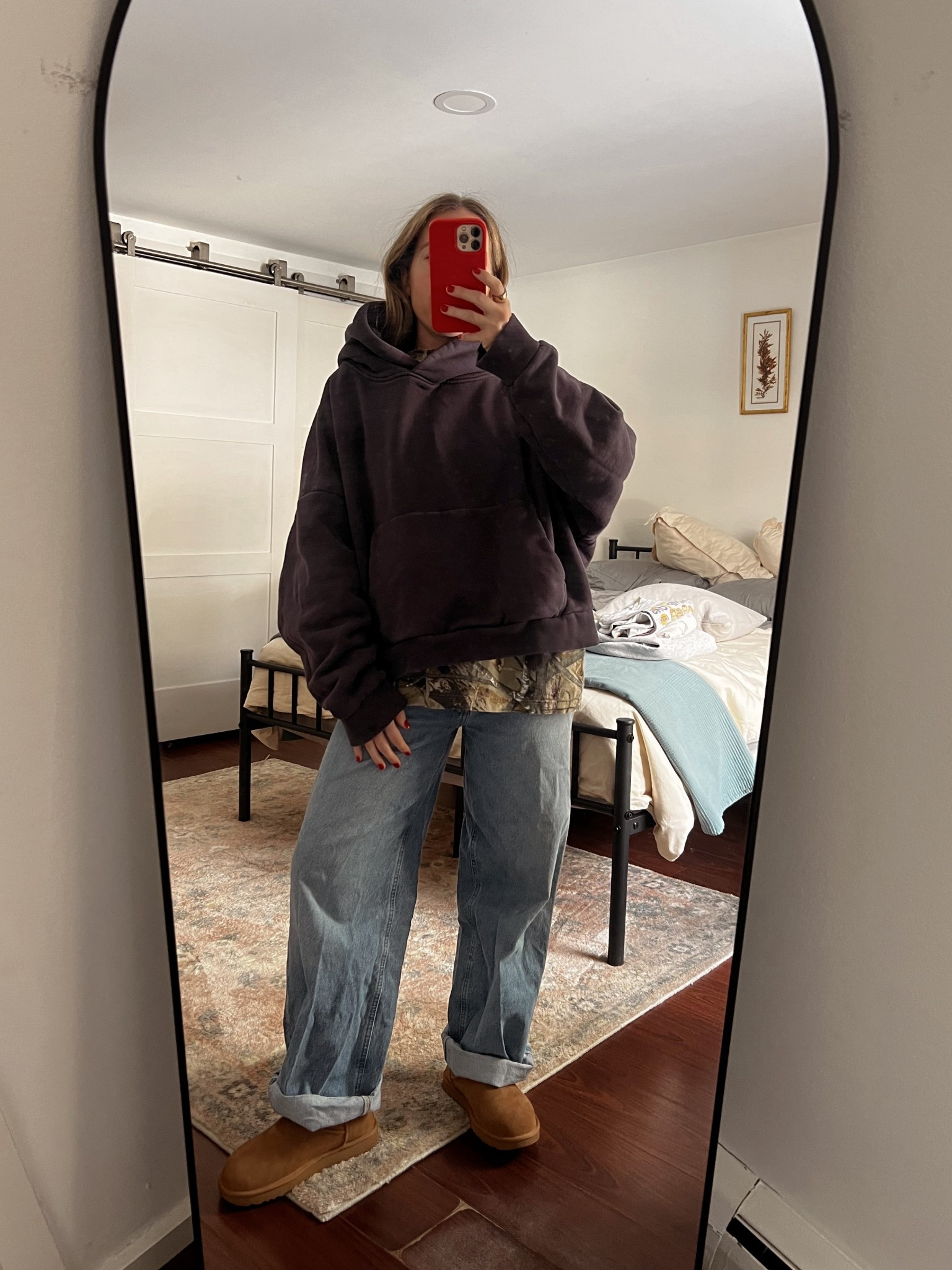 M hoodie
Vintage camo
26 in jeans 
!!