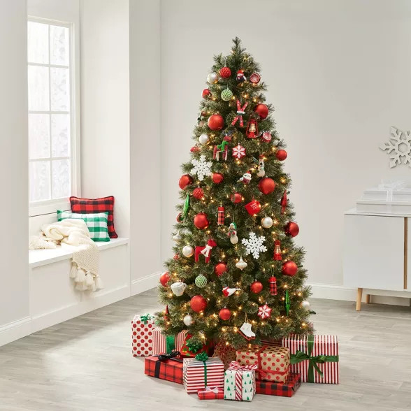 85pc Snowed in Red Christmas Ornament Kit - Wondershop™ | Target