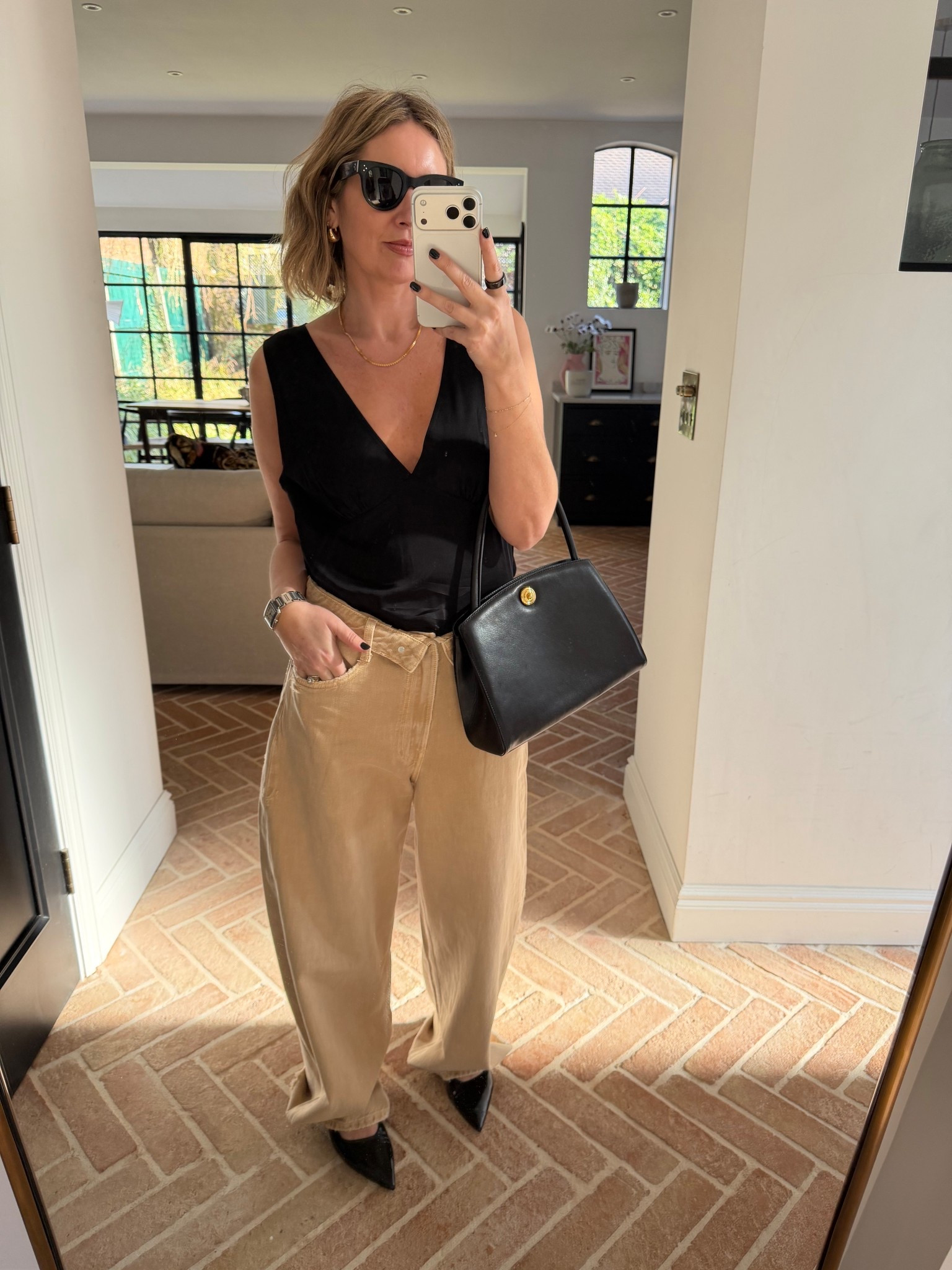 First sign of spring has me excited for new outfits | Zara | weekday | beige jeans | sand jeans | silk top | weekday top | spring look 

#LTKdatenight #LTKspring #LTKFashionMonth