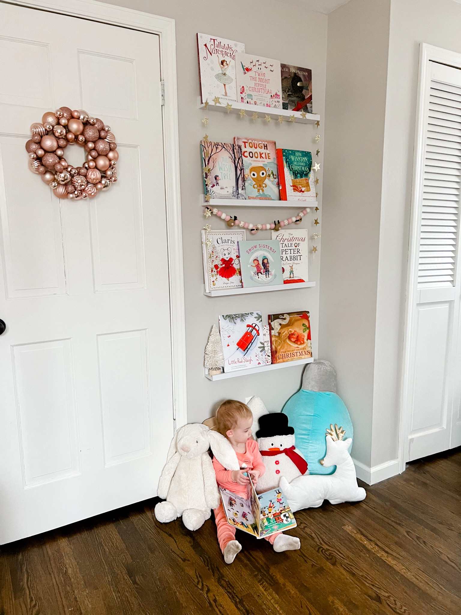 Christmas / holiday book shelves and decor 

#LTKhome #LTKkids #LTKHoliday