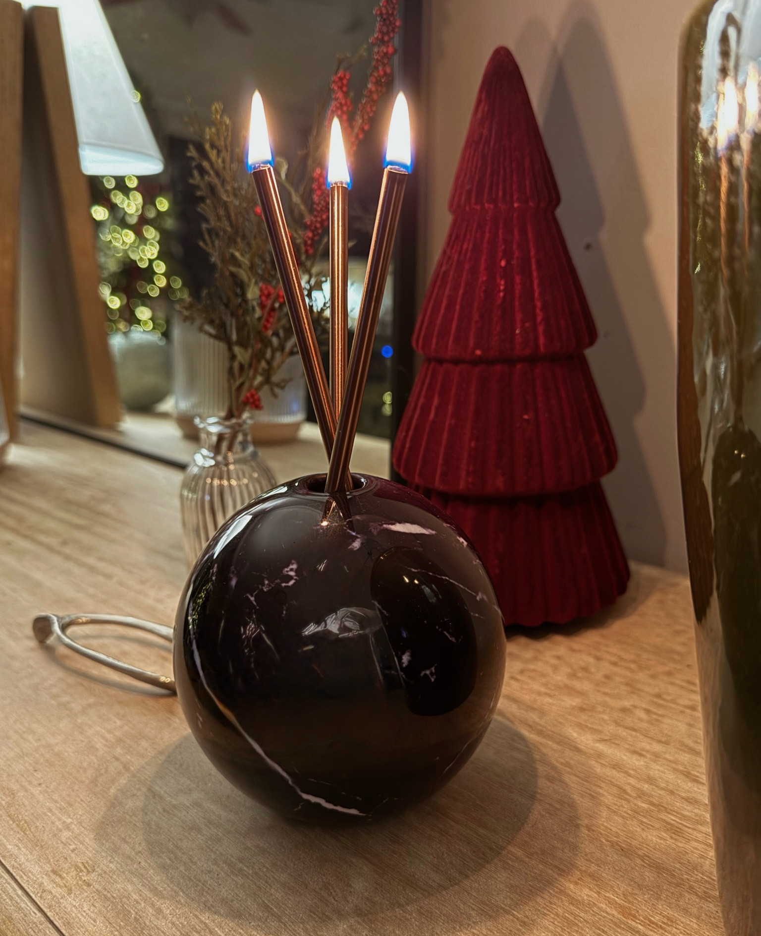 For years I have heard about the candles from Everlasting Candle Co. they burn oil so they are fragrance free, have beautiful flames, and really create the perfect vibes #ad #everlastingcandleco

#LTKHome #LTKHoliday #LTKGiftGuide