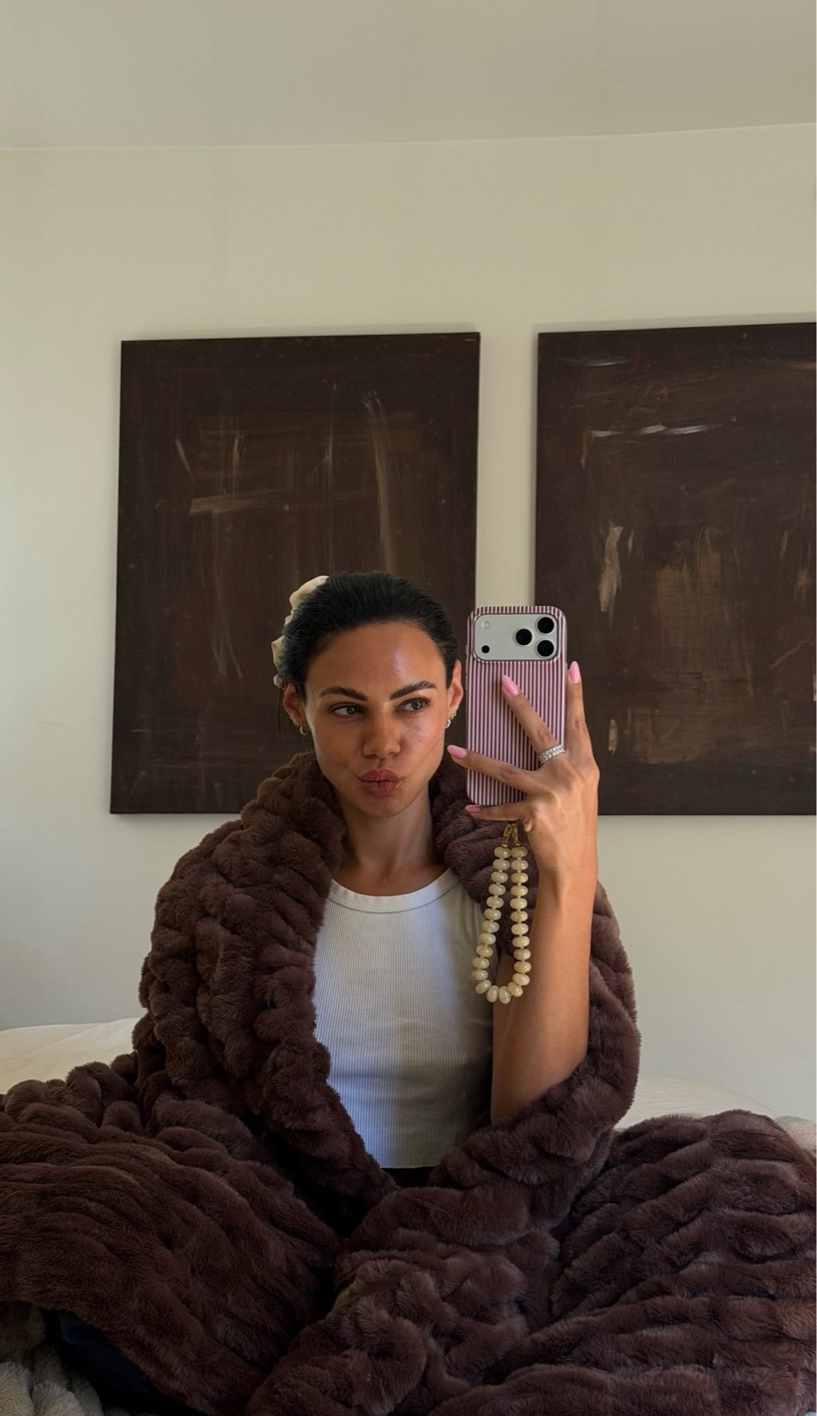 LOLA BLANKET IS ON SALE ON REVOLVE #lolablankets #revolve

#LTKdayinmylife #LTKgrwm #LTKootd