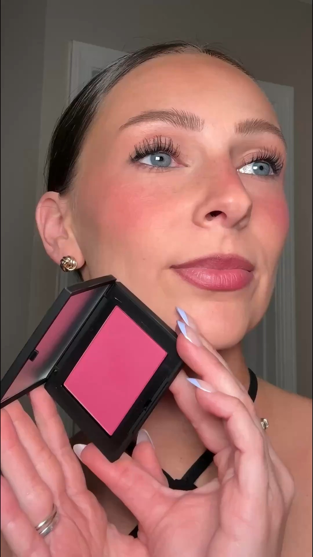 THIS NARS BLUSH SHADE >>> my blue eyes are popping

#LTKgrwm #LTKSaleAlert #LTKBeauty